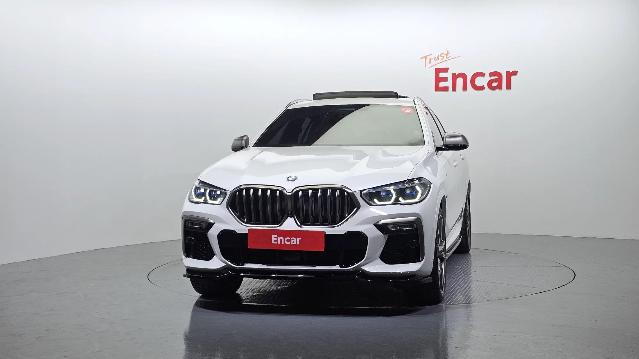 BMW X6 M50i, 2021 г. 73033 км. — фото 3