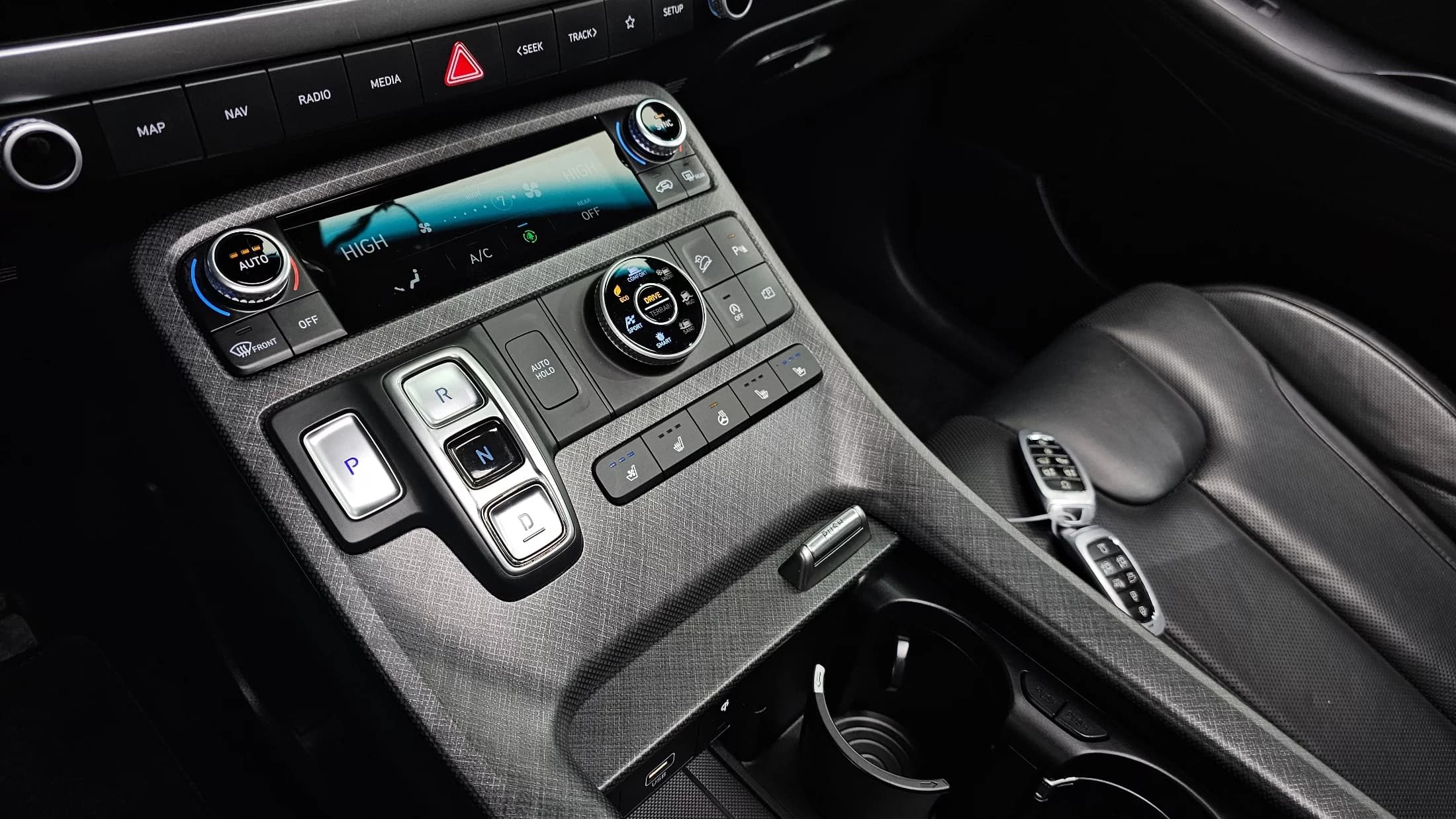 Hyundai Palisade Diesel 2.2 4WD Prestige, 2023 г. 82322 км. — фото 9