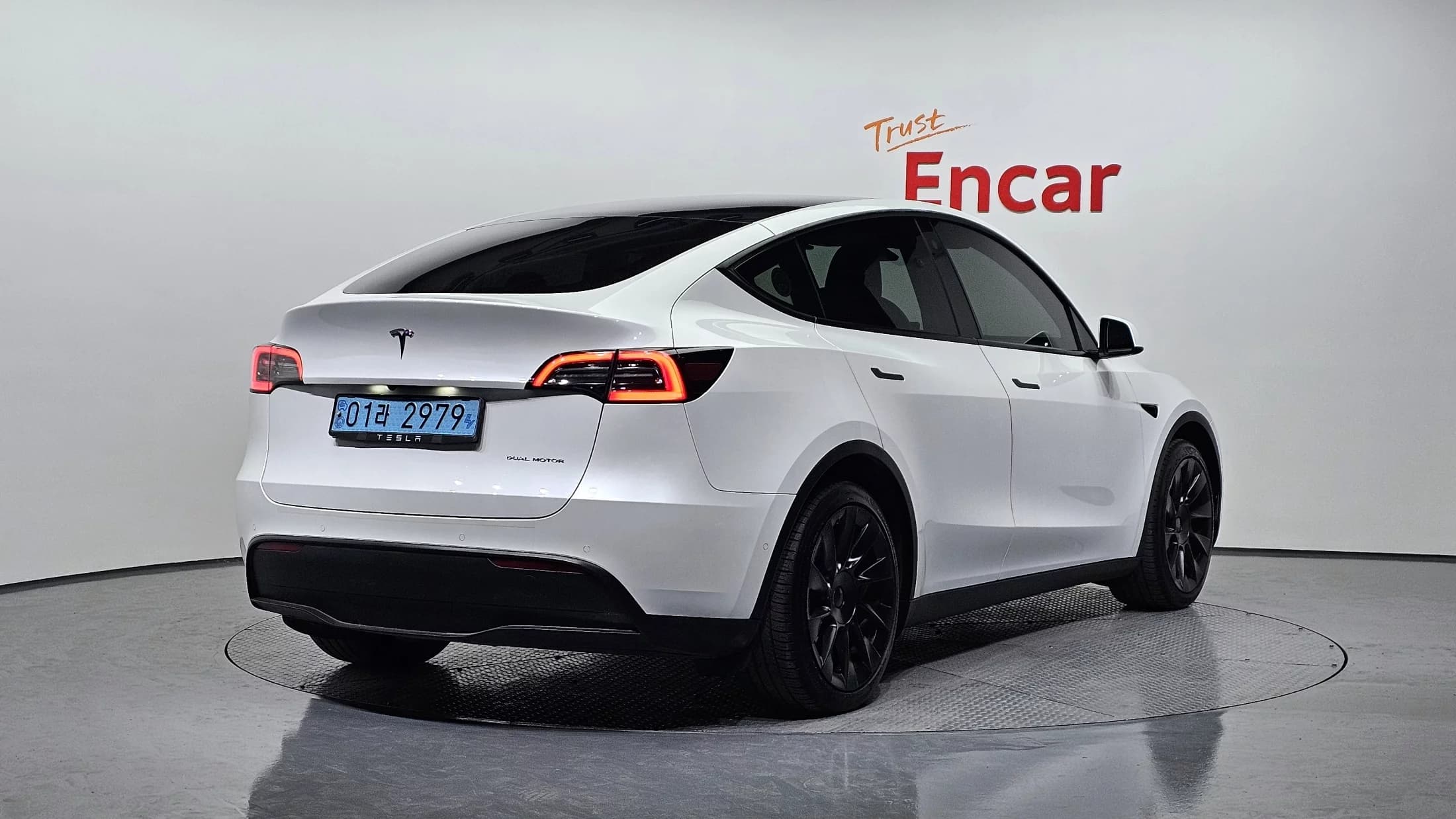 Tesla Model Y Long Range, электромобиль, 2021 г. 85443 км. — фото 2