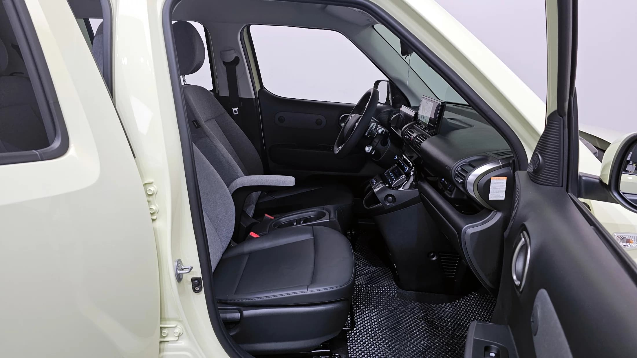 Hyundai Casper Electric Premium, электромобиль, 2025 г. 14880 км. — фото 11