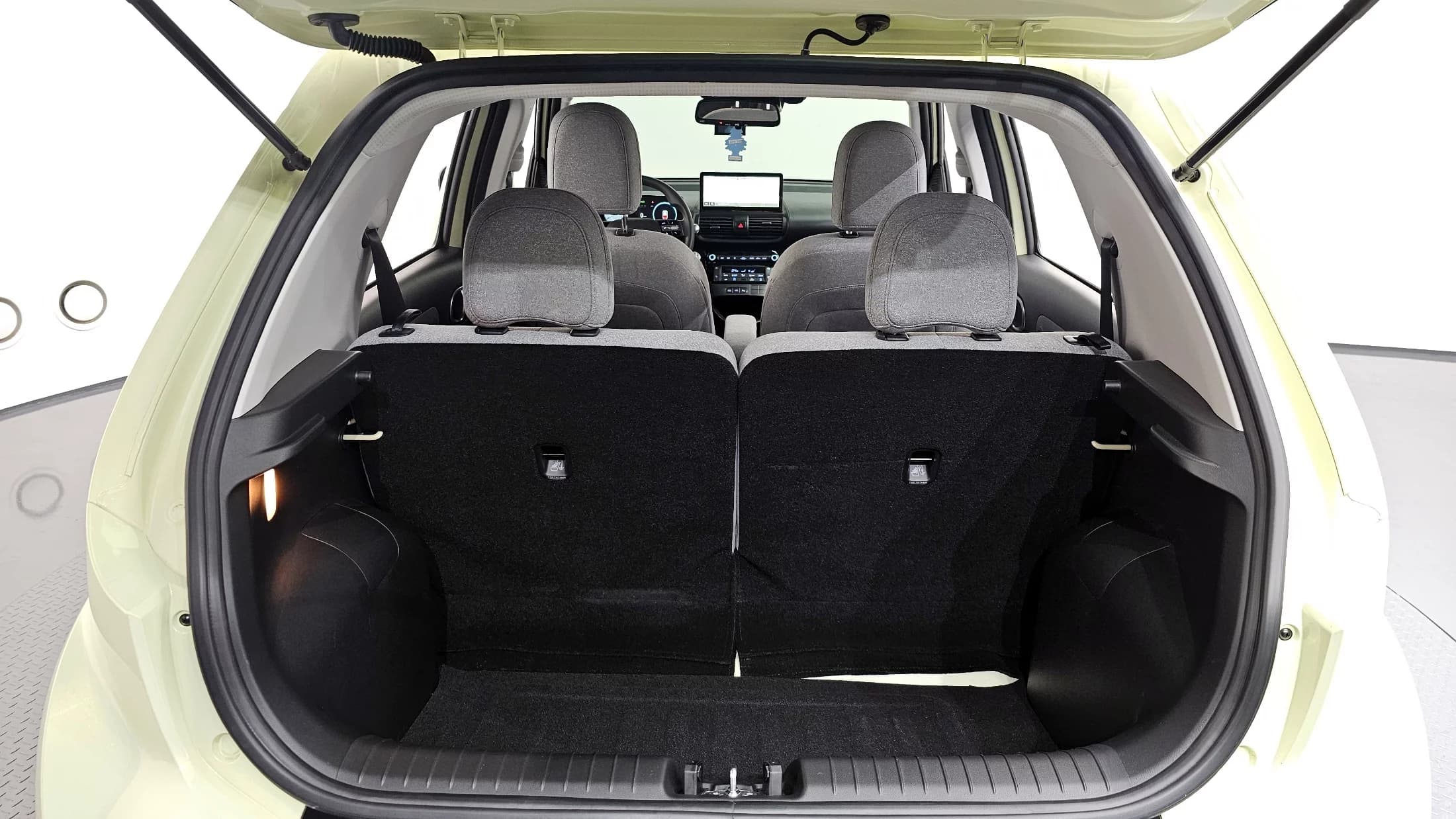 Hyundai Casper Electric Premium, электромобиль, 2025 г. 14880 км. — фото 20