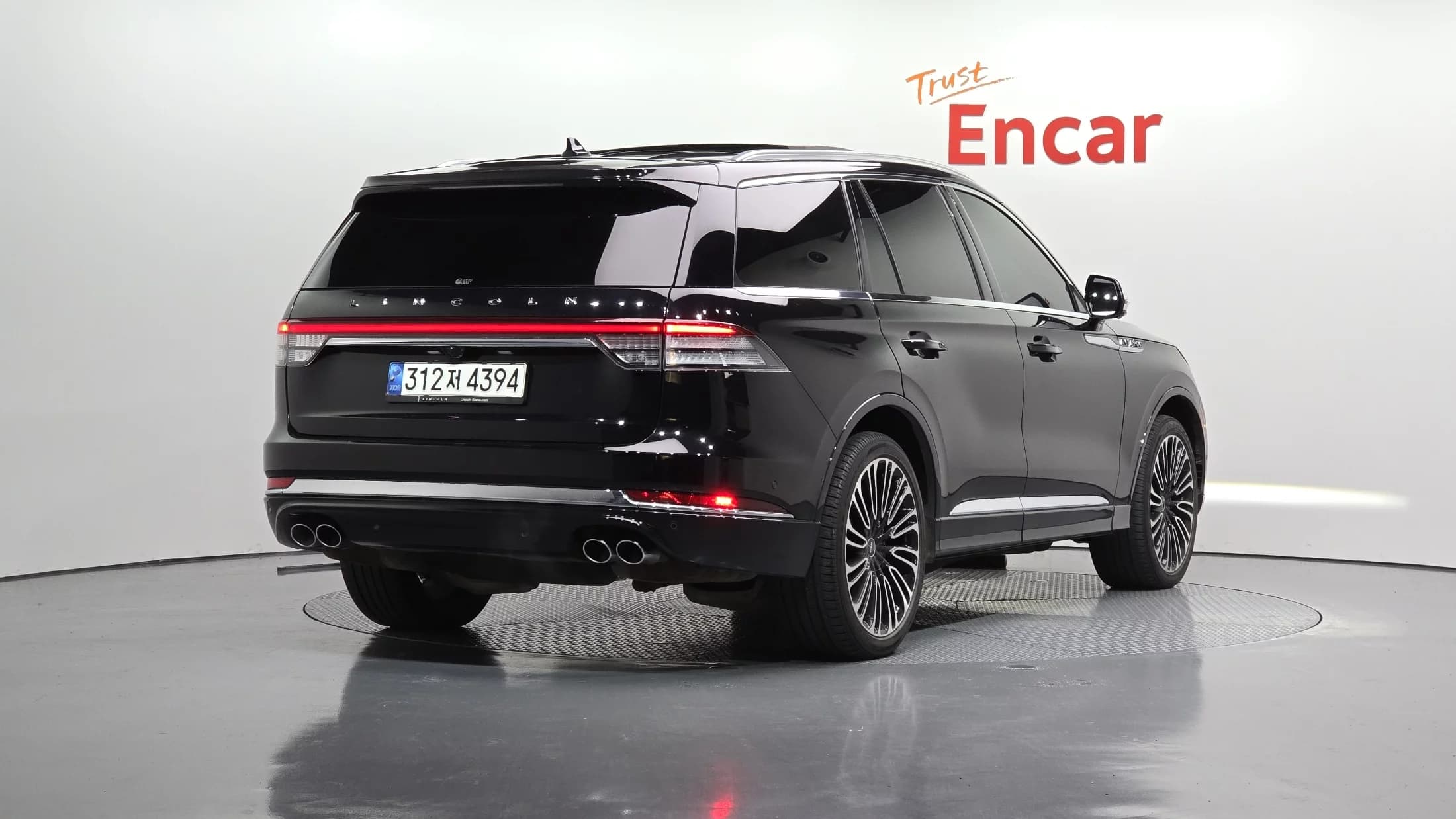 Lincoln AVIATOR 3.0 Black Label AWD, 2021 г. 77884 км. — фото 2