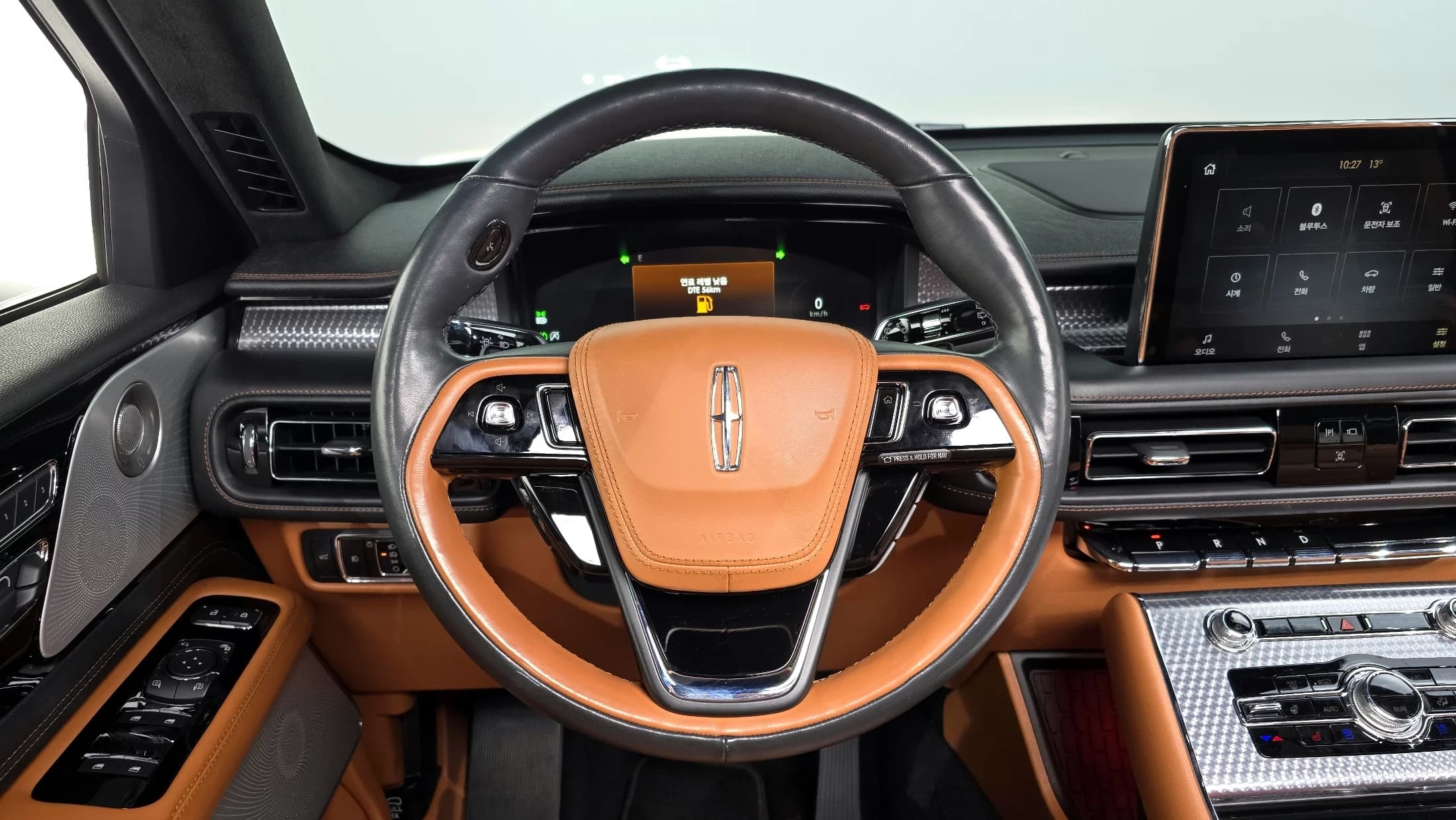 Lincoln AVIATOR 3.0 Black Label AWD, 2021 г. 77884 км. — фото 13