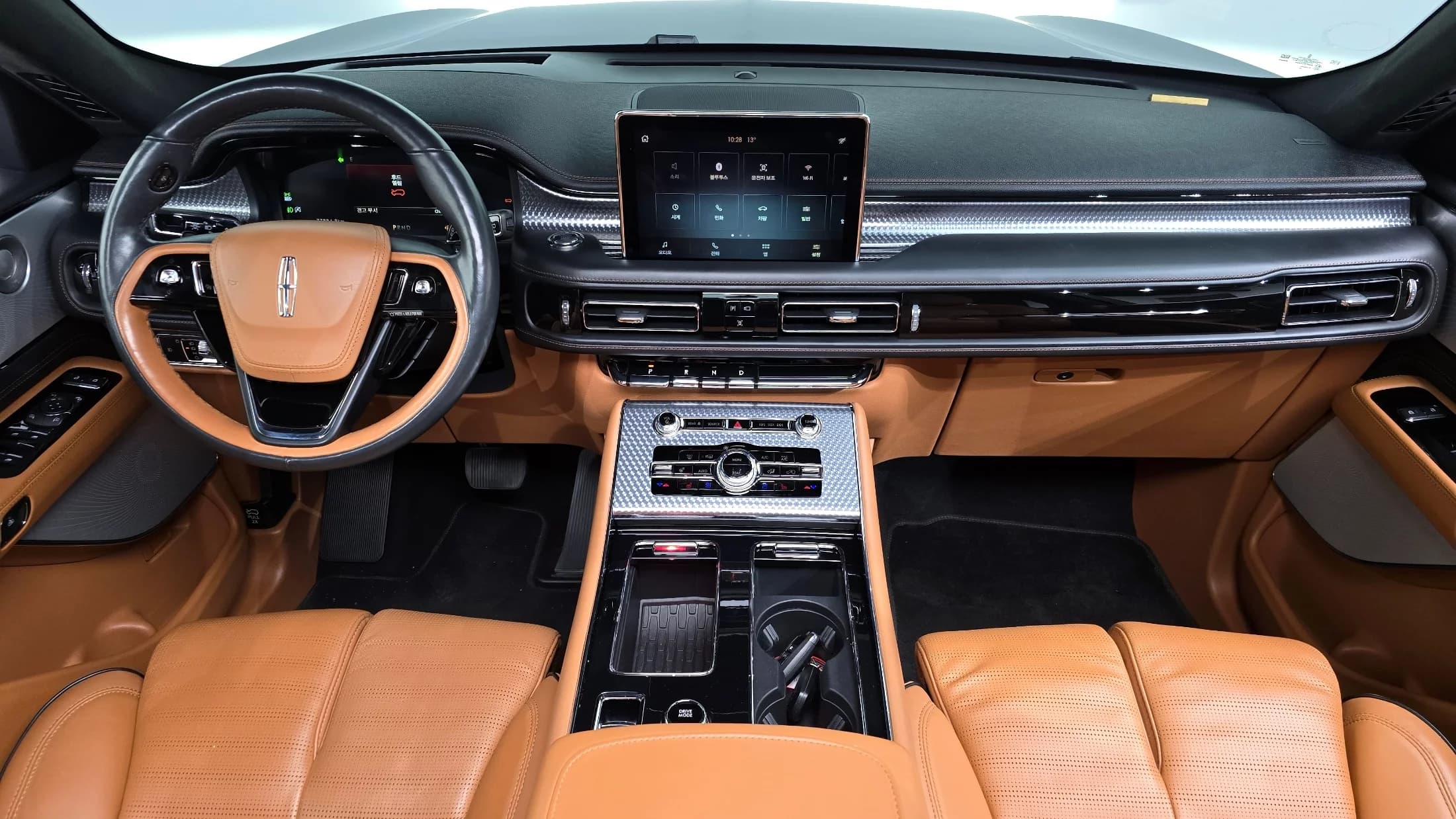 Lincoln AVIATOR 3.0 Black Label AWD, 2021 г. 77884 км. — фото 7
