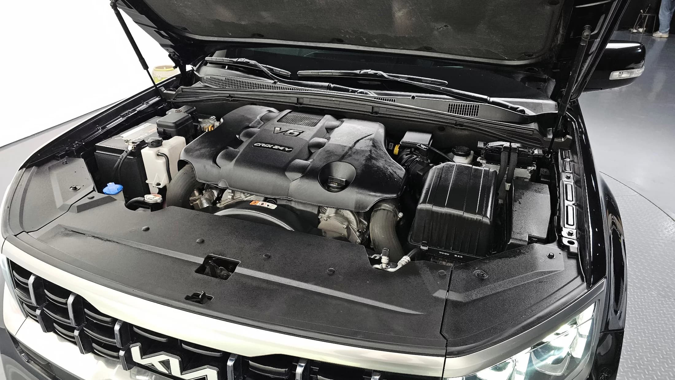 Kia Mohave Diesel 3.0 4WD 6-Seater Masters, 2022 г. 92480 км. — фото 6