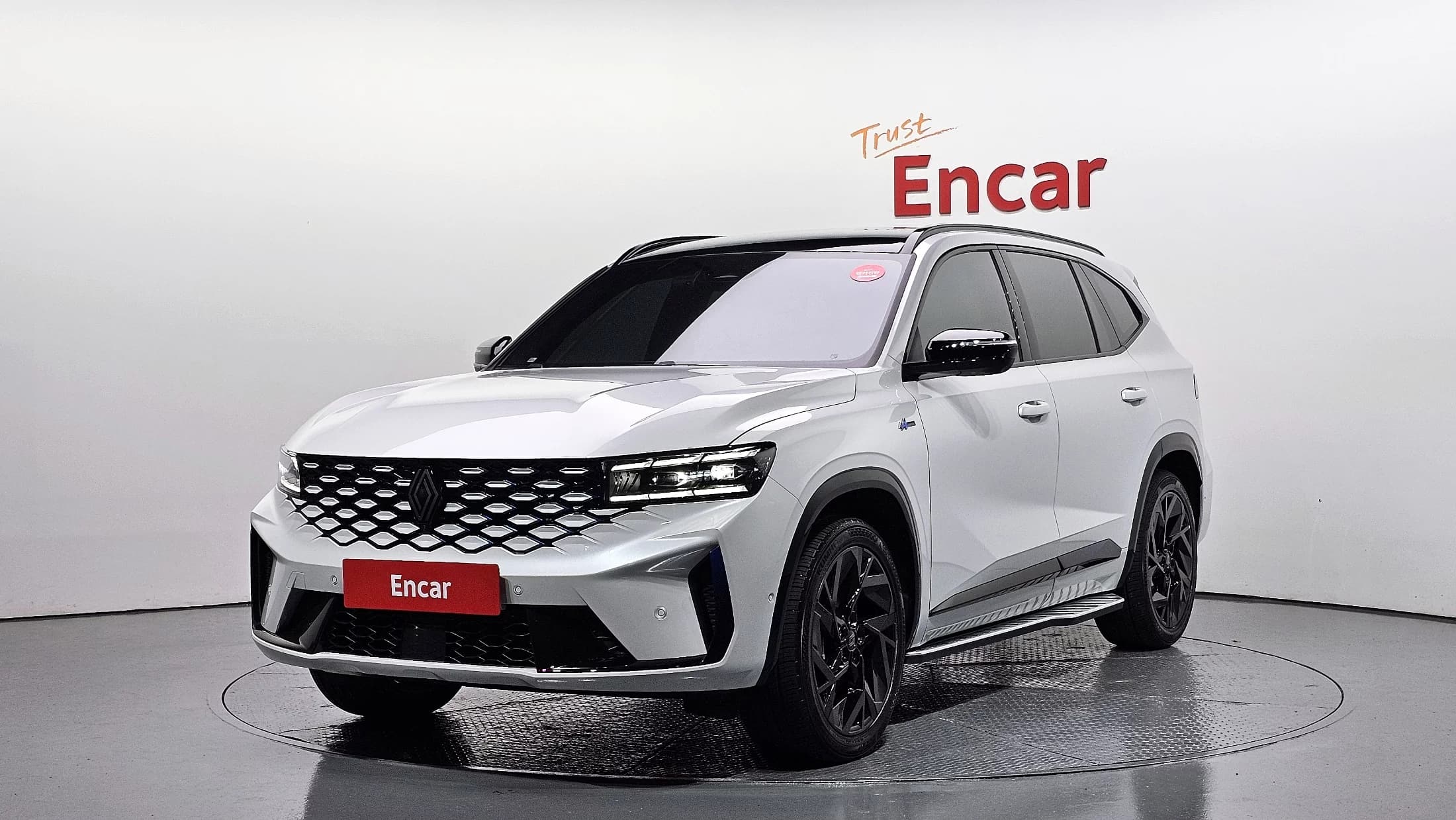 Renault Grand Koleos 1.5 E-TECH Esprit Alphine 2WD, гибрид, 2024 г. 7950 км.