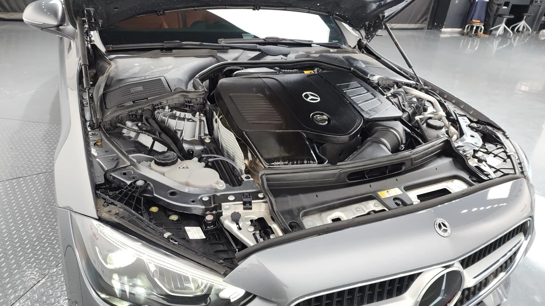 Mercedes-Benz C-Class C300 4MATIC Avantgarde, 2023 г. 14850 км. — фото 6