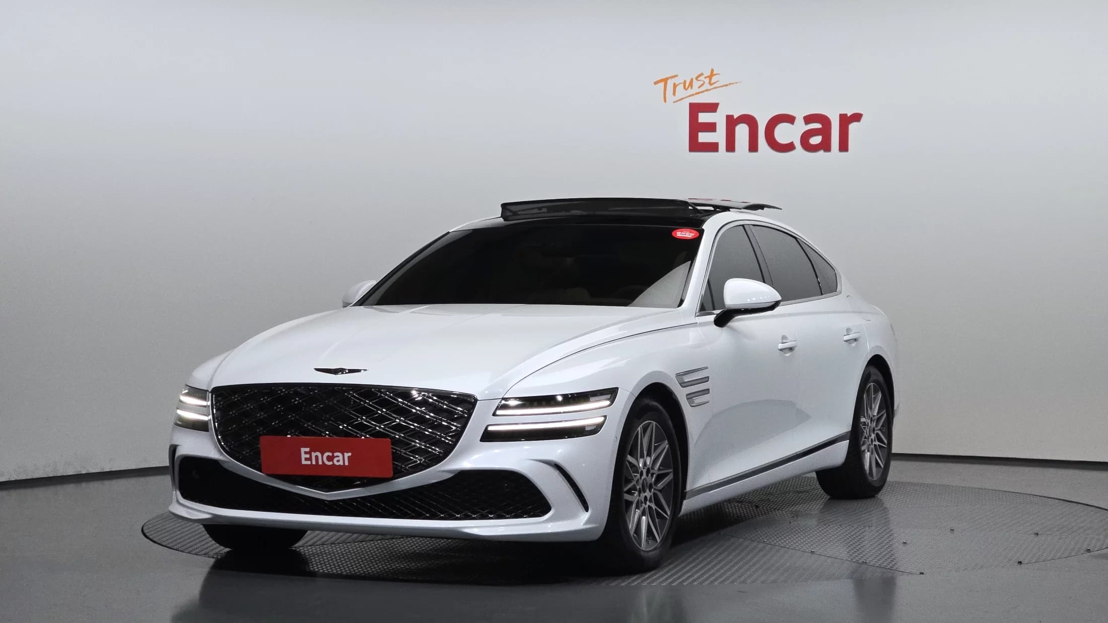 Genesis G80 Gasoline 2.5 Turbo 2WD, 2024 г. 10495 км.