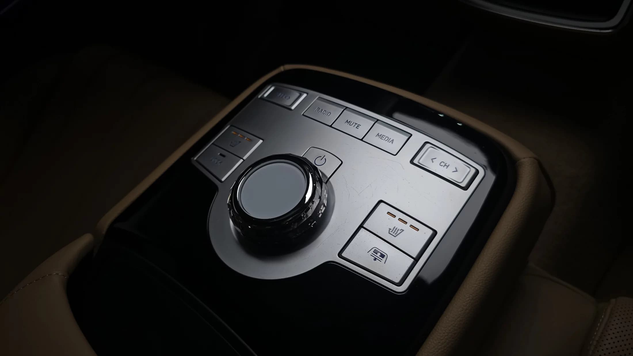 Genesis G80 Gasoline 2.5 Turbo 2WD, 2024 г. 10495 км. — фото 18