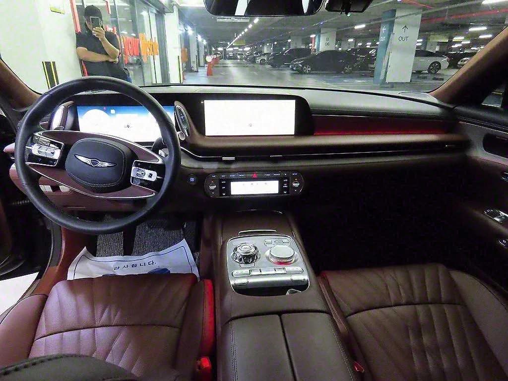 Genesis G90 Gasoline 3.5 Turbo AWD, 2022 г. 35681 км. — фото 10