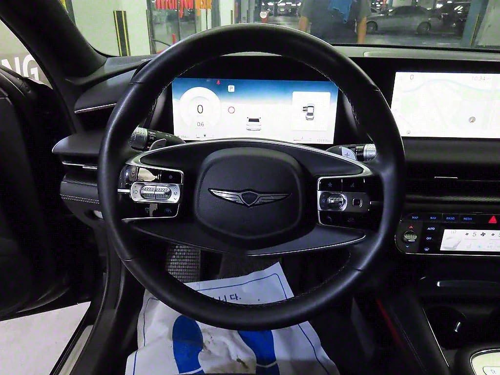 Genesis G90 Gasoline 3.5 Turbo AWD, 2022 г. 121165 км. — фото 8