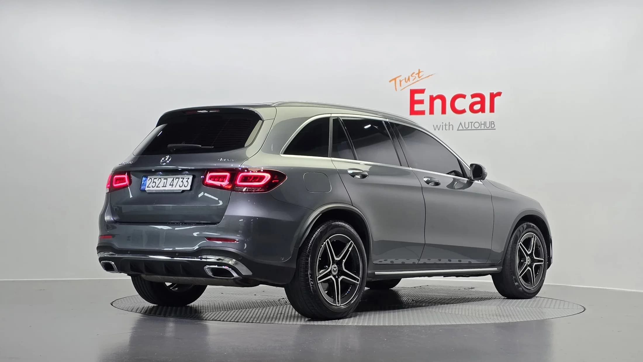Mercedes-Benz GLC-Class GLC300 4MATIC, 2022 г. 71551 км. — фото 2