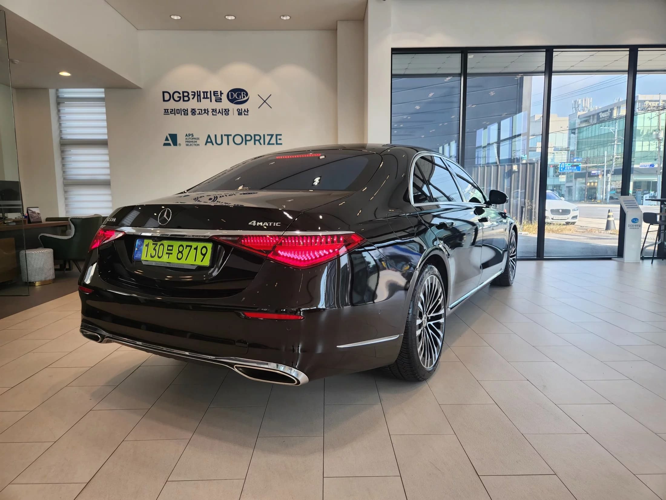 Mercedes-Benz S-Class S580L 4MATIC, 2021 г. 105314 км. — фото 2