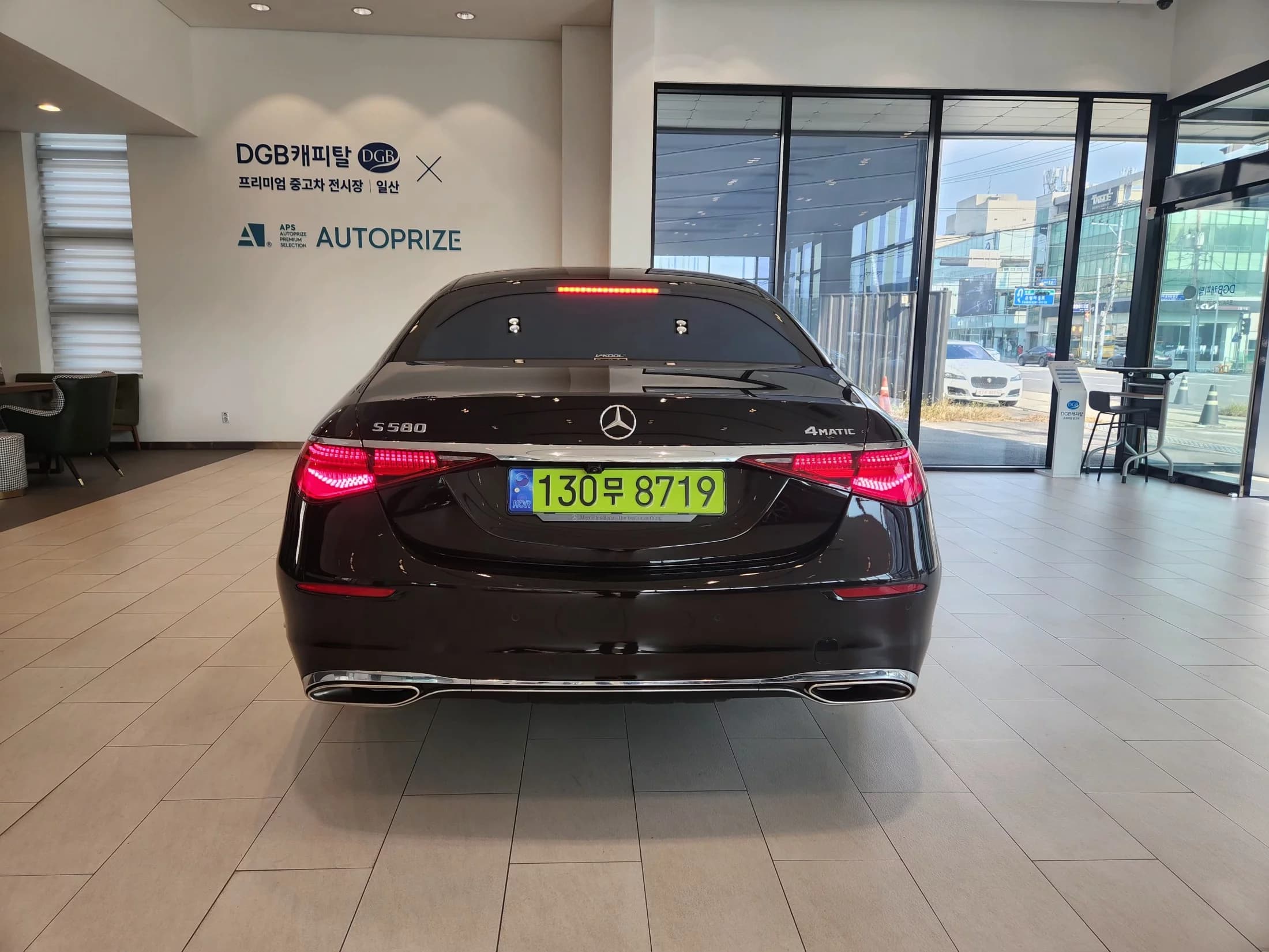 Mercedes-Benz S-Class S580L 4MATIC, 2021 г. 105314 км. — фото 4