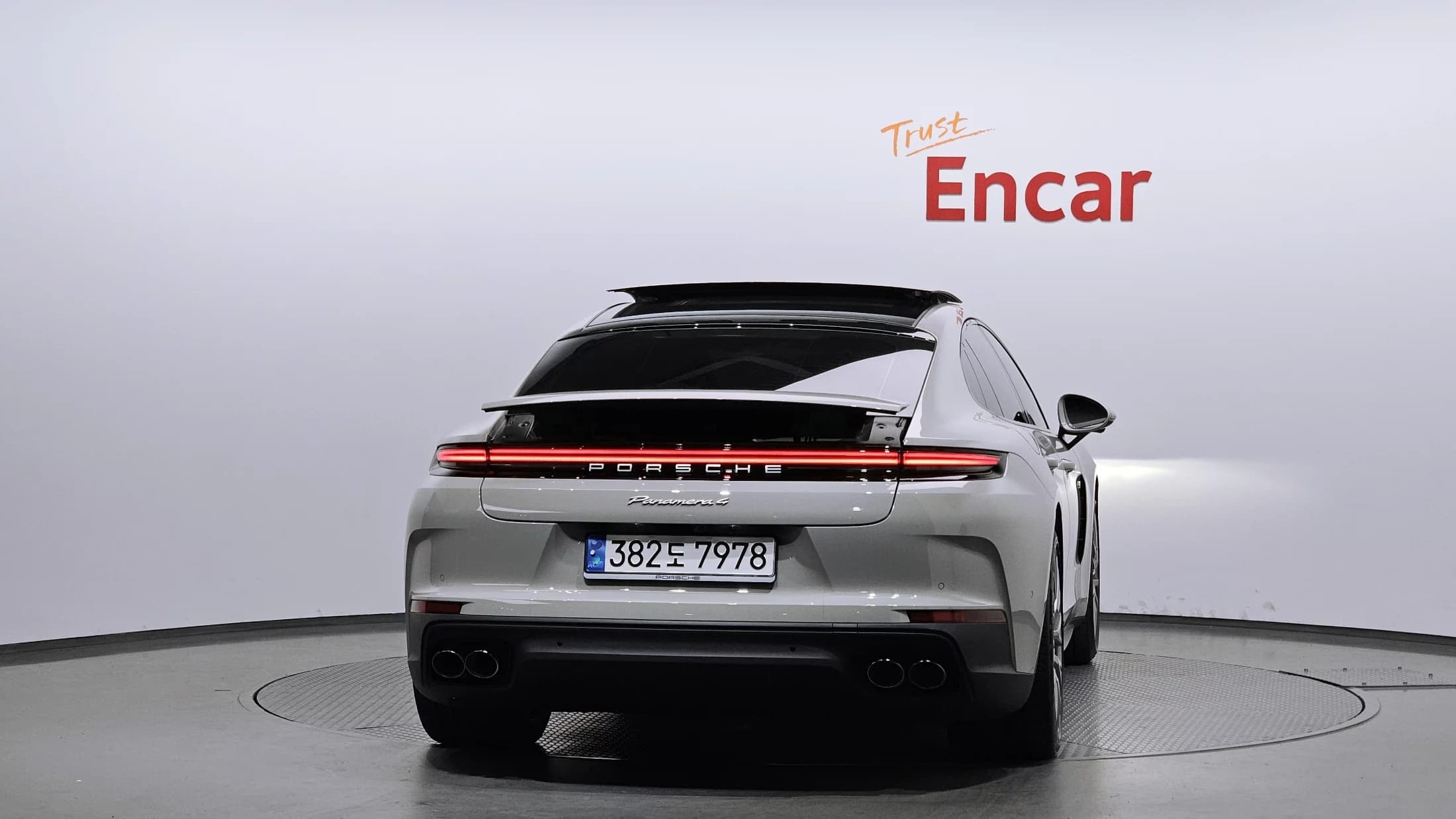 Porsche PANAMERA 2.9 AWD E-Hybrid, гибрид, 2024 г. 2069 км. — фото 4