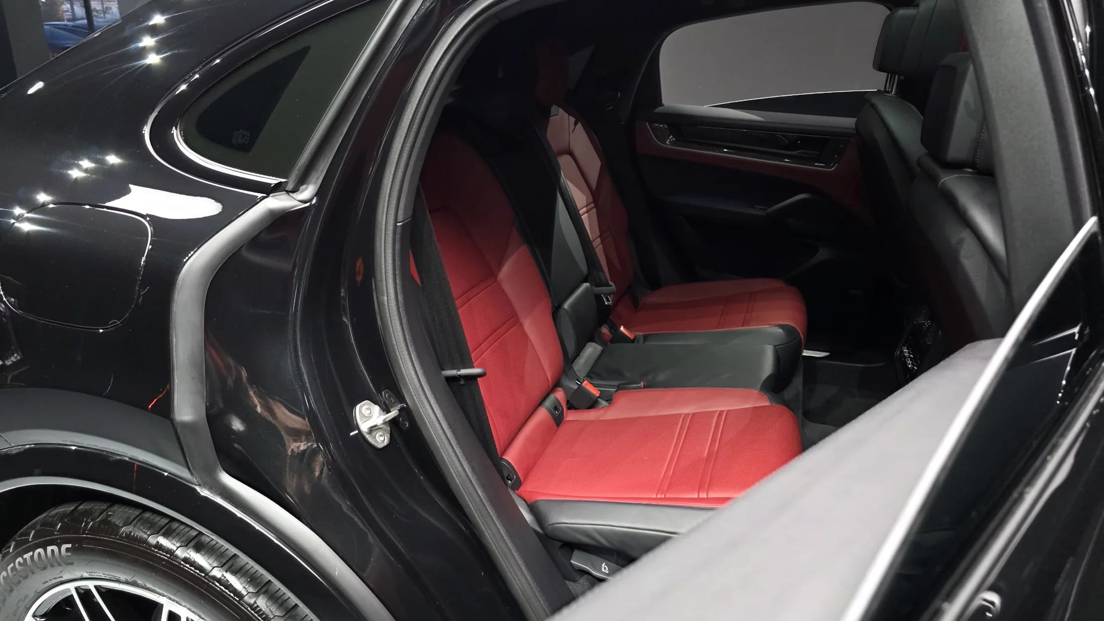 Porsche CAYENNE 3.0 Coupe, 2024 г. 9640 км. — фото 12