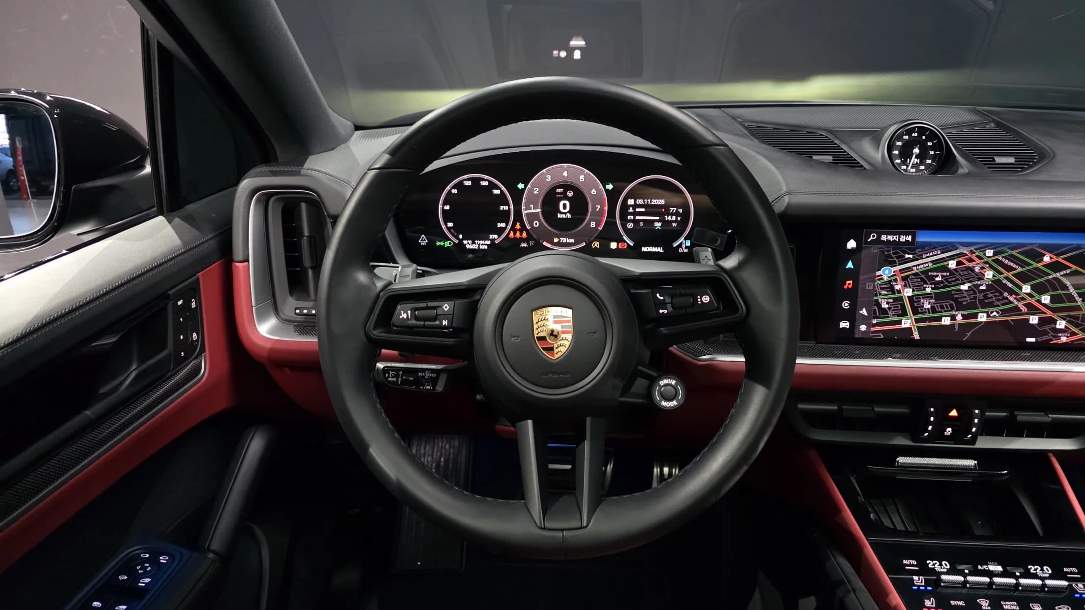 Porsche CAYENNE 3.0 Coupe, 2024 г. 9640 км. — фото 13