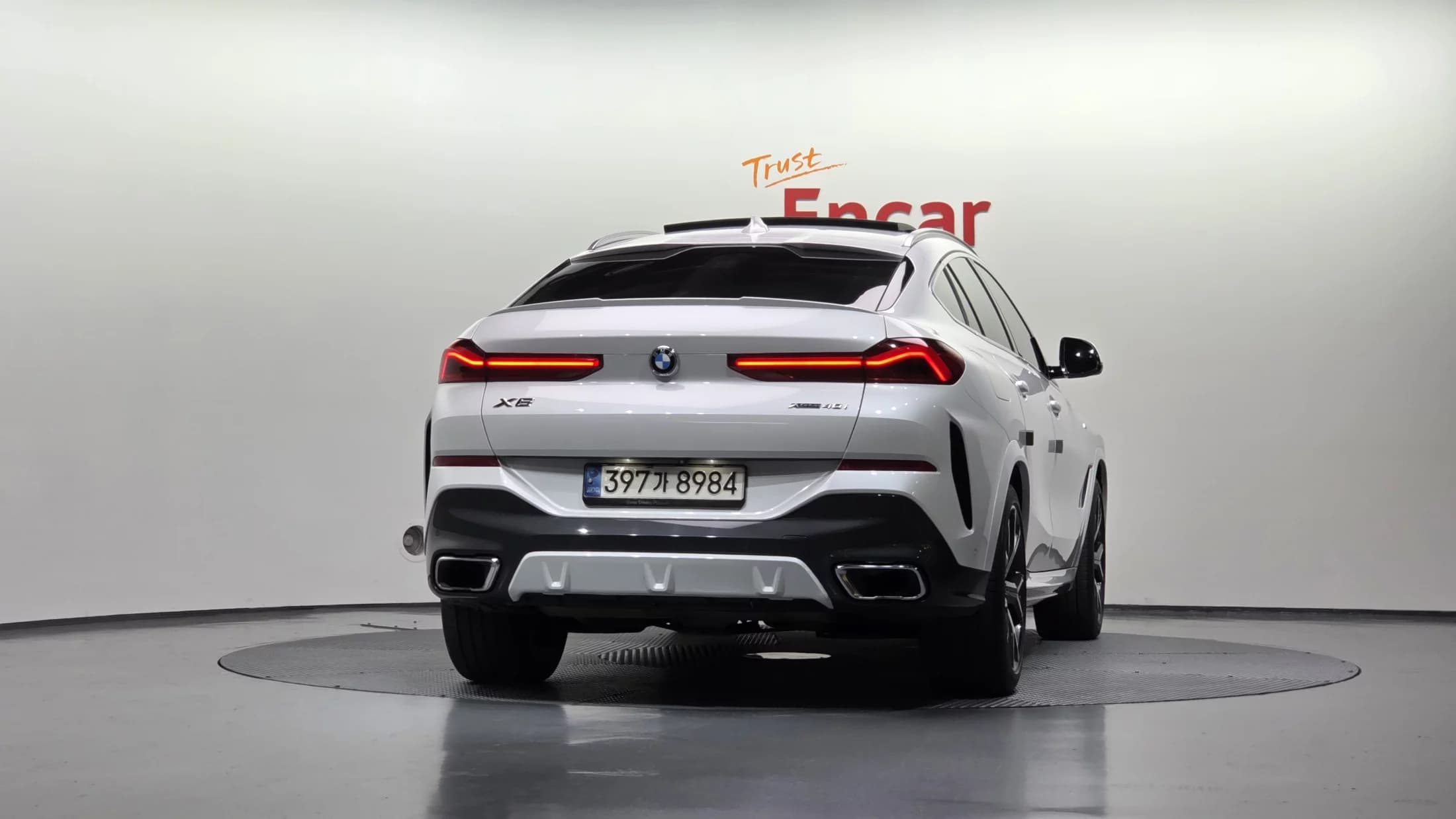 BMW X6 xDrive40i M Sport, 2021 г. 91390 км. — фото 4