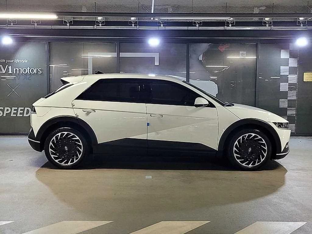 Hyundai Ioniq 5 Long range Exclusive, электромобиль, 2023 г. 10052 км. — фото 3