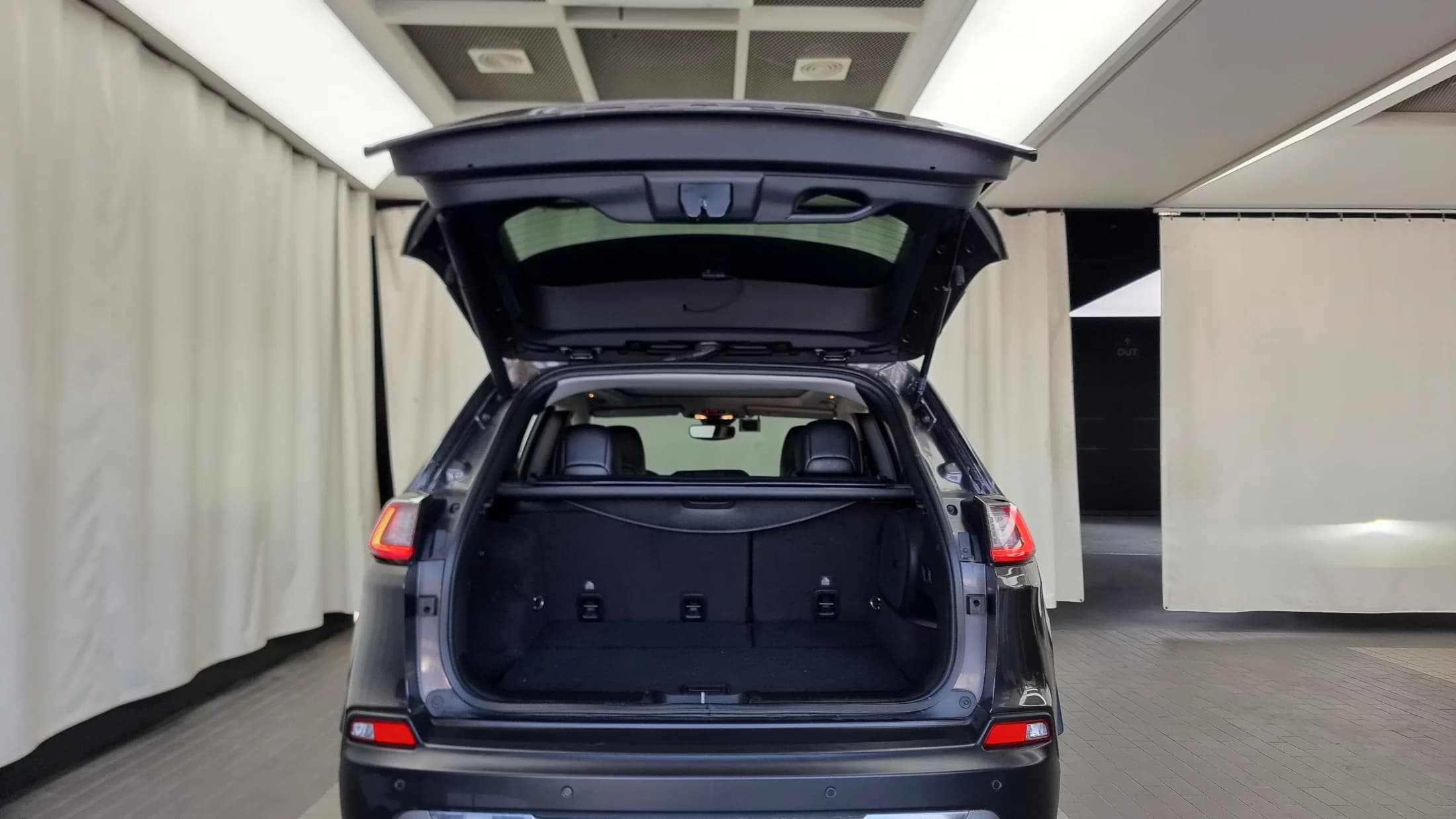 Jeep CHEROKEE 2.4 Limited AWD, 2022 г. 30813 км. — фото 20