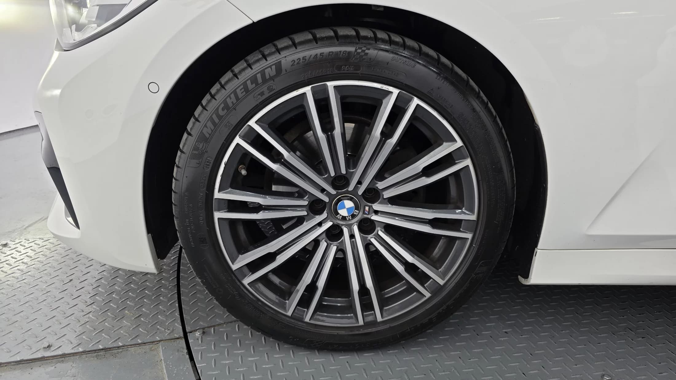BMW 3-Series 320i M Sport, 2021 г. 43447 км. — фото 5