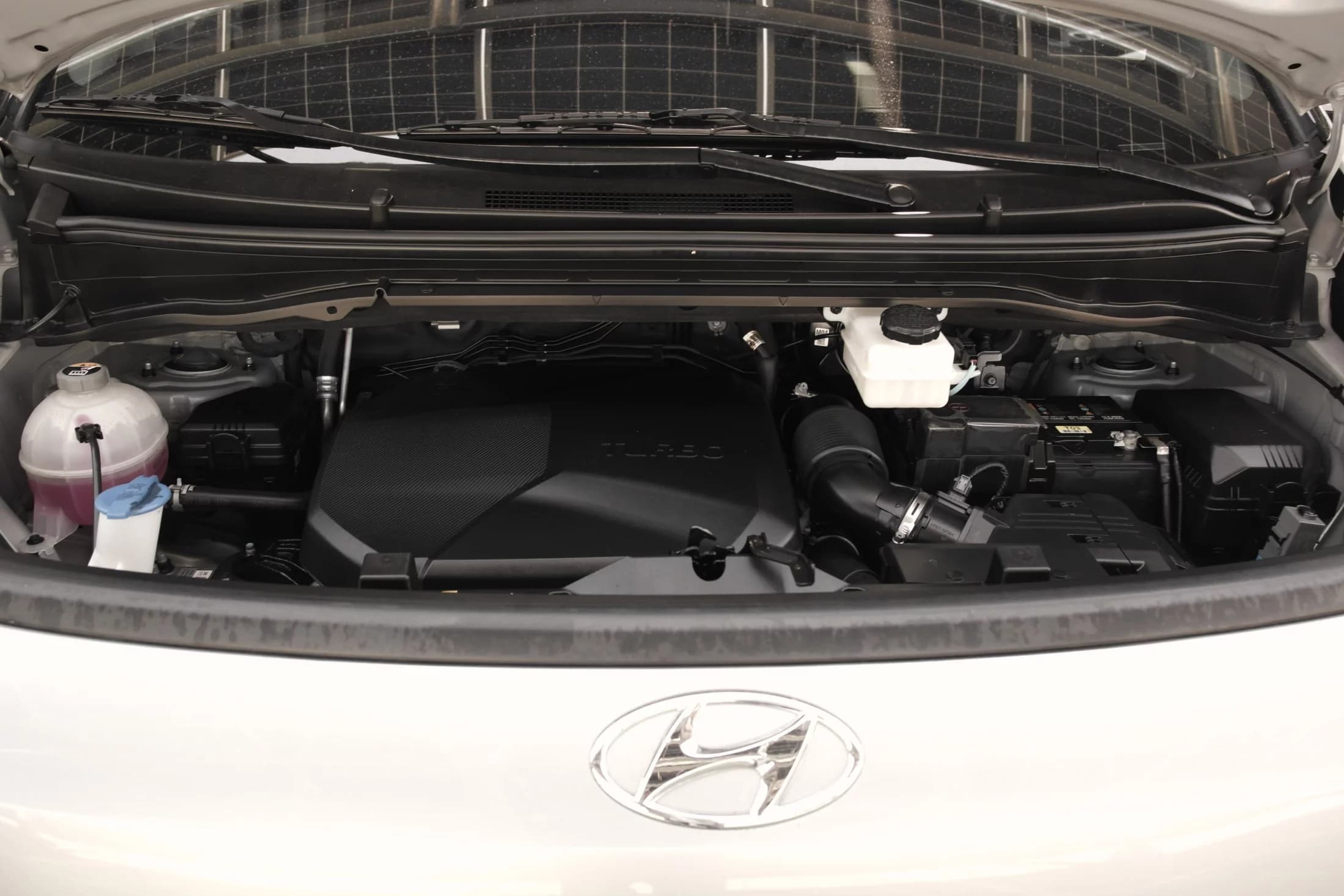 Hyundai Staria Tourer 11-Seater Modern, 2021 г. 53013 км. — фото 6