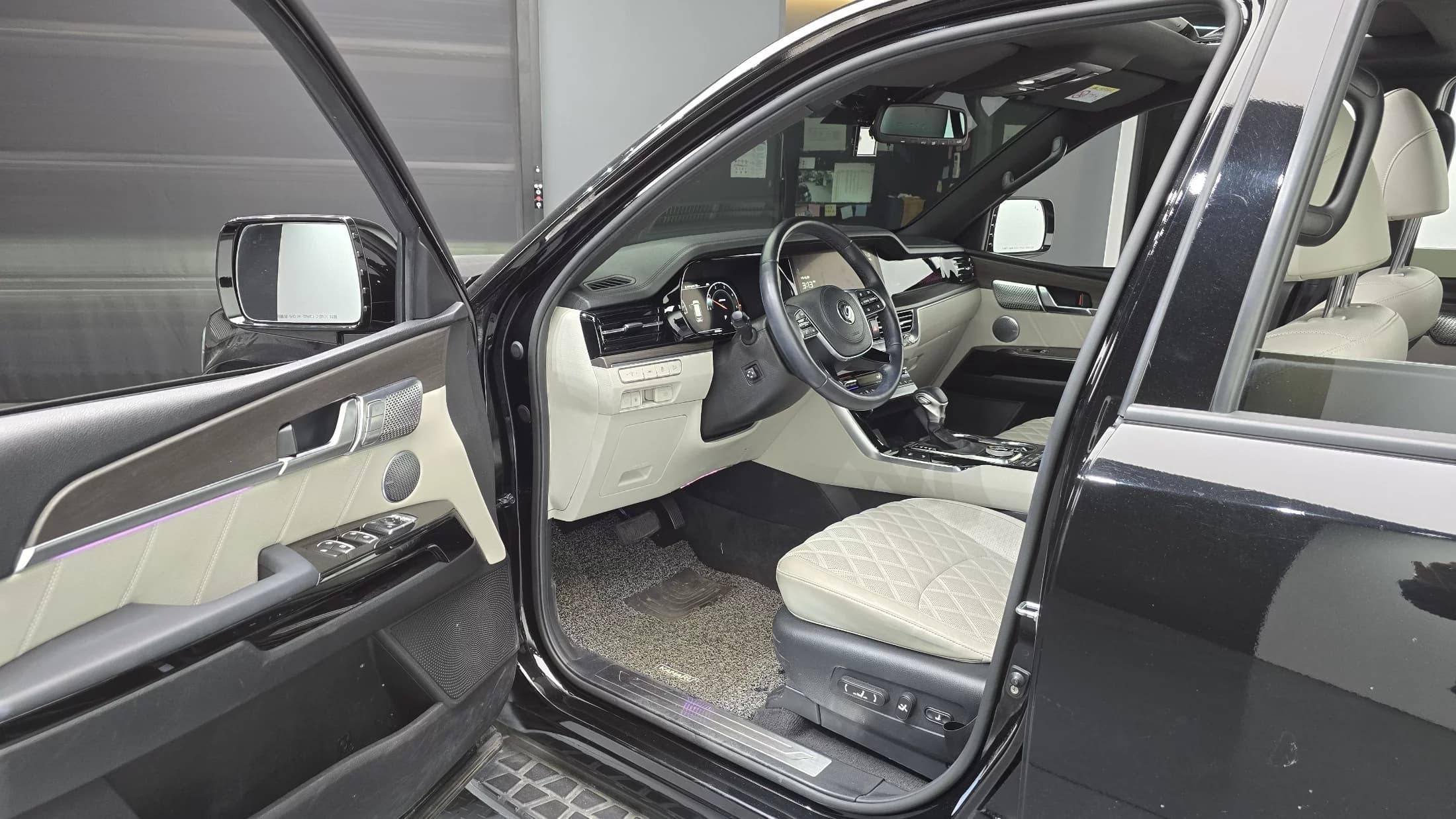 Kia Mohave Diesel 3.0 4WD 5-Seater Masters, 2021 г. 84770 км. — фото 10