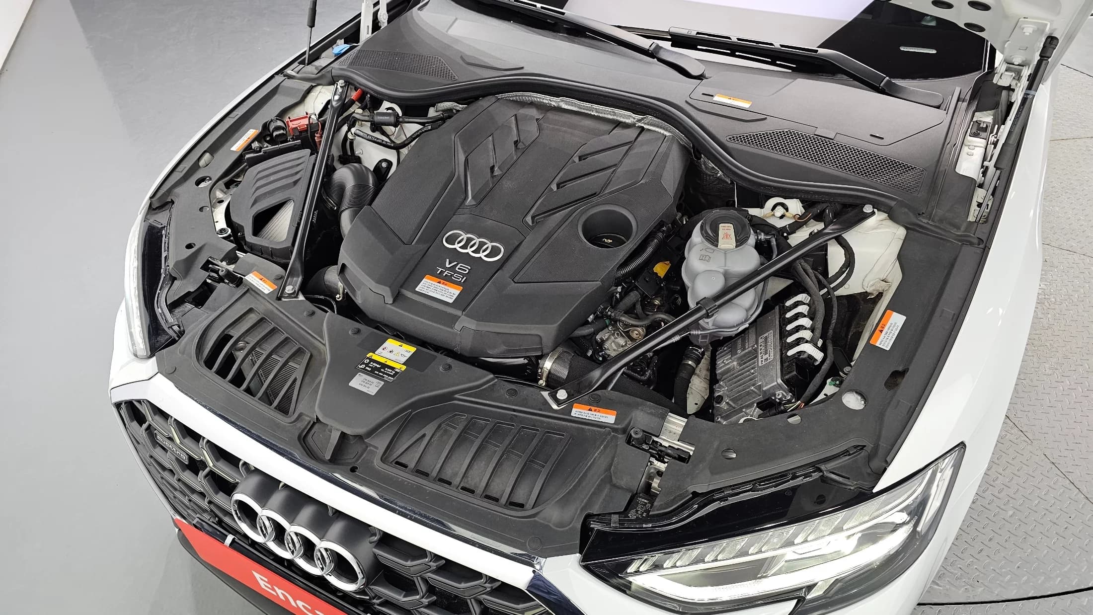 Audi A8 55 TFSI Quattro Premium LWB, 2023 г. 18501 км. — фото 6