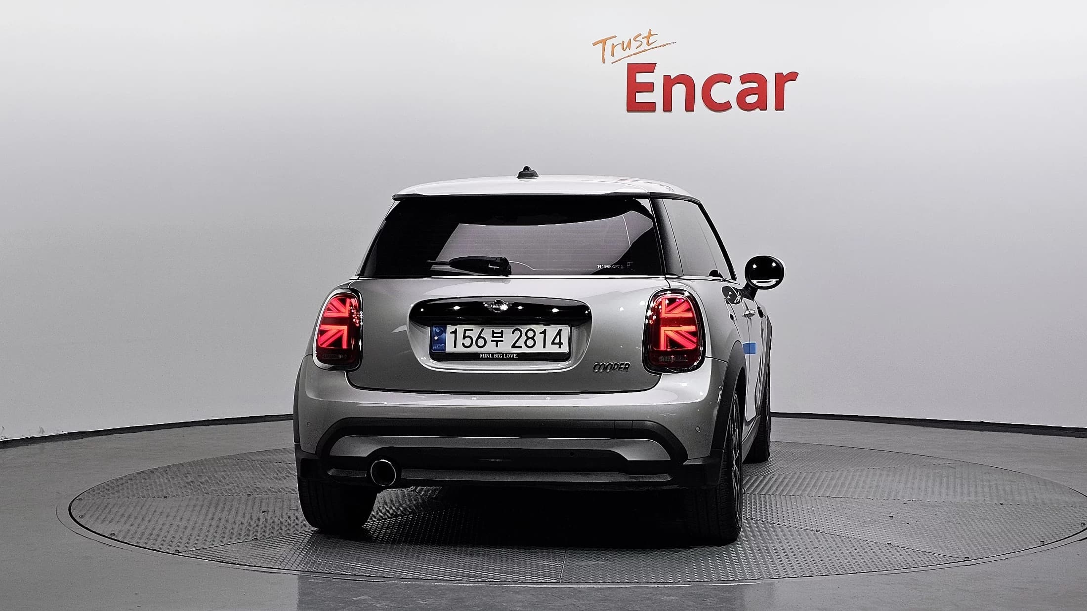 MINI Cooper Classic Third Generation, 2023 г. 51901 км. — фото 4