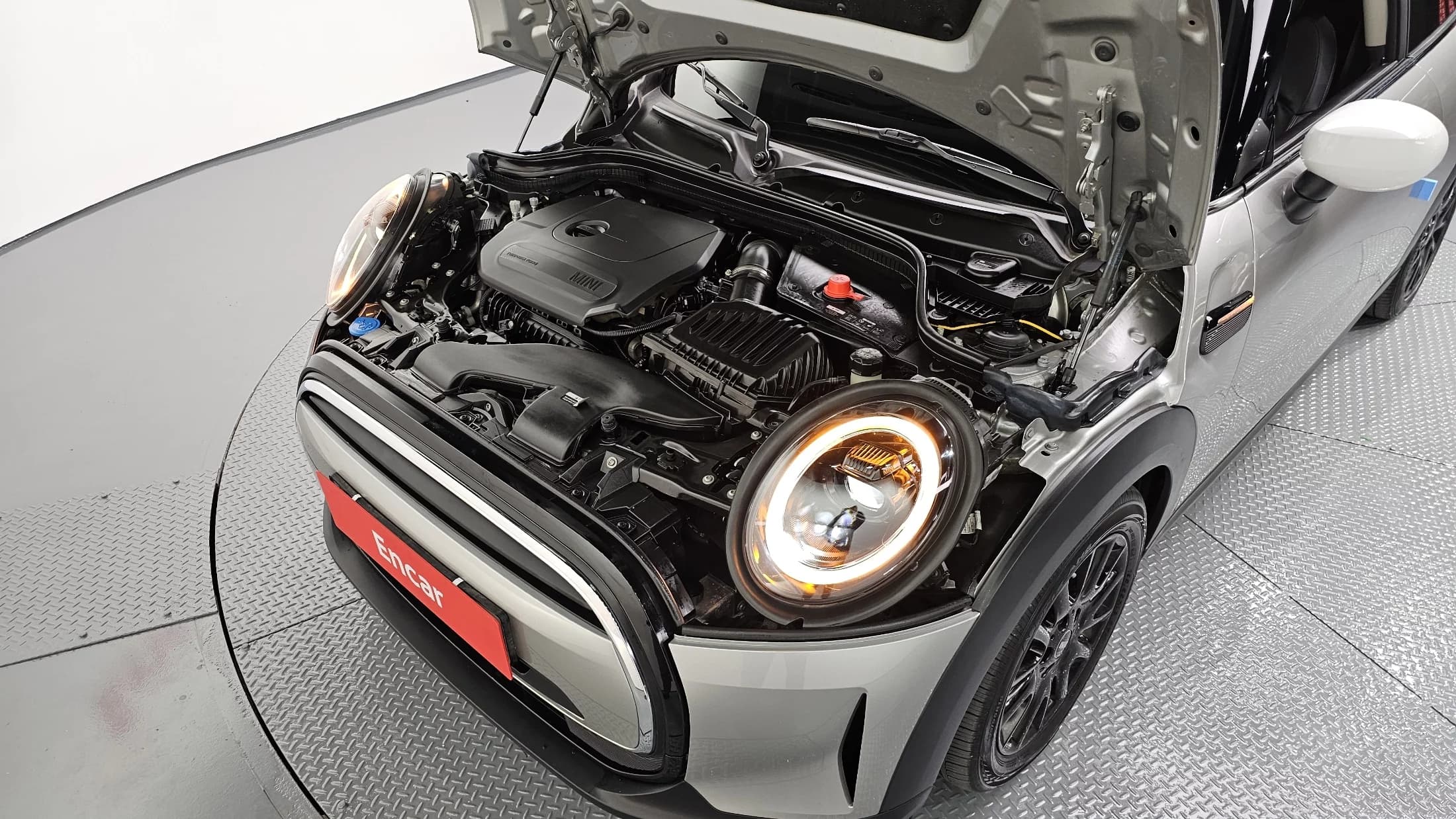 MINI Cooper Classic Third Generation, 2023 г. 51901 км. — фото 6