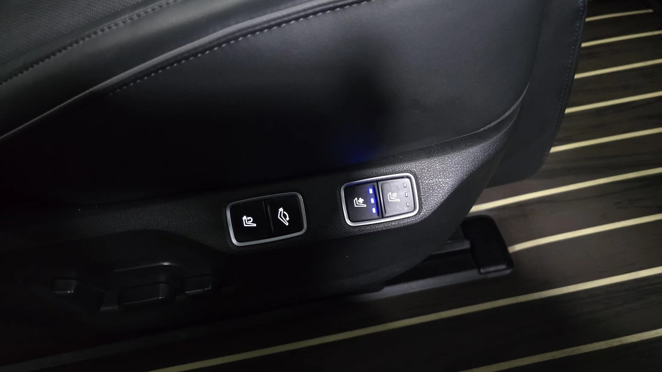 Hyundai Staria 4WD Lounge 7-Seater Inspiration, 2023 г. 251699 км. — фото 18