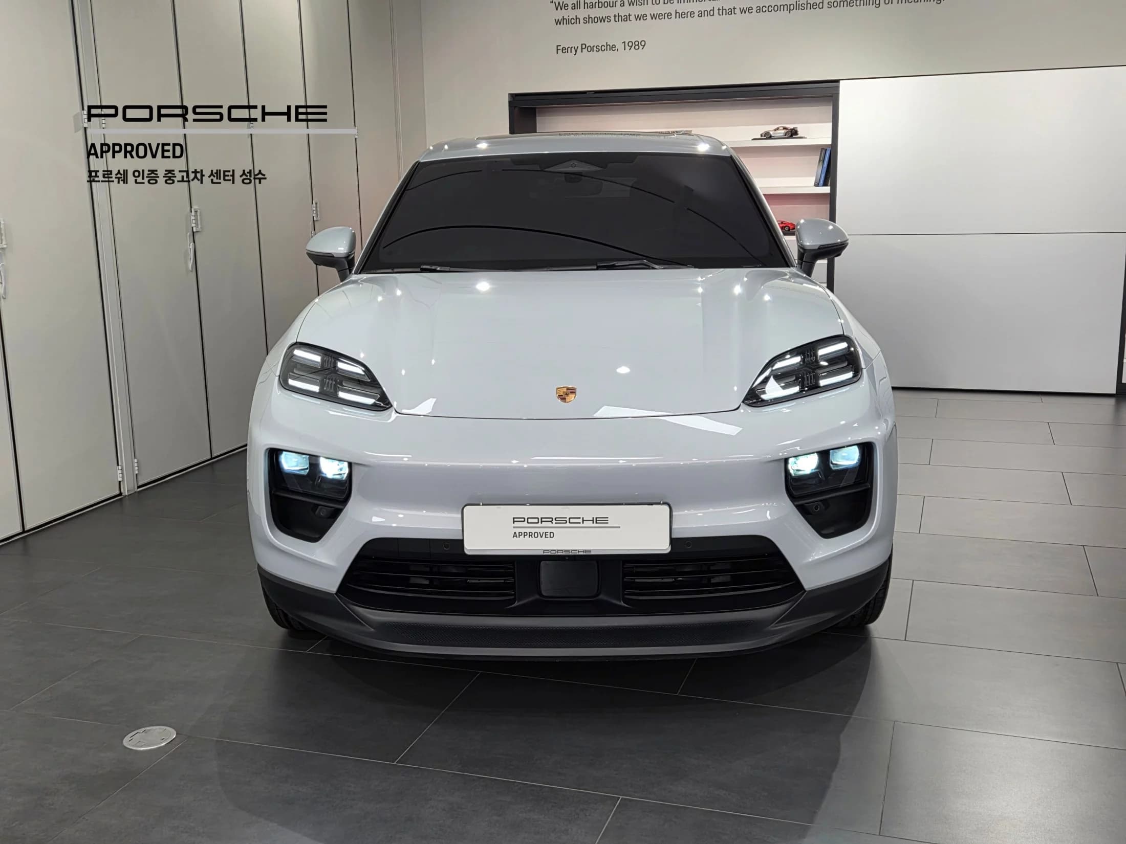 Porsche MACAN Base 4, электромобиль, 2025 г. 9242 км. — фото 3