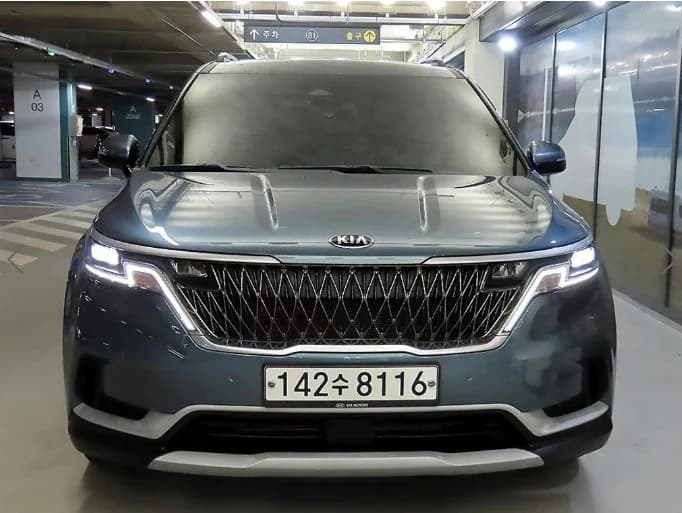 Kia Carnival Gasoline 9-Seater Prestige, 2021 г. 26307 км. — фото 3