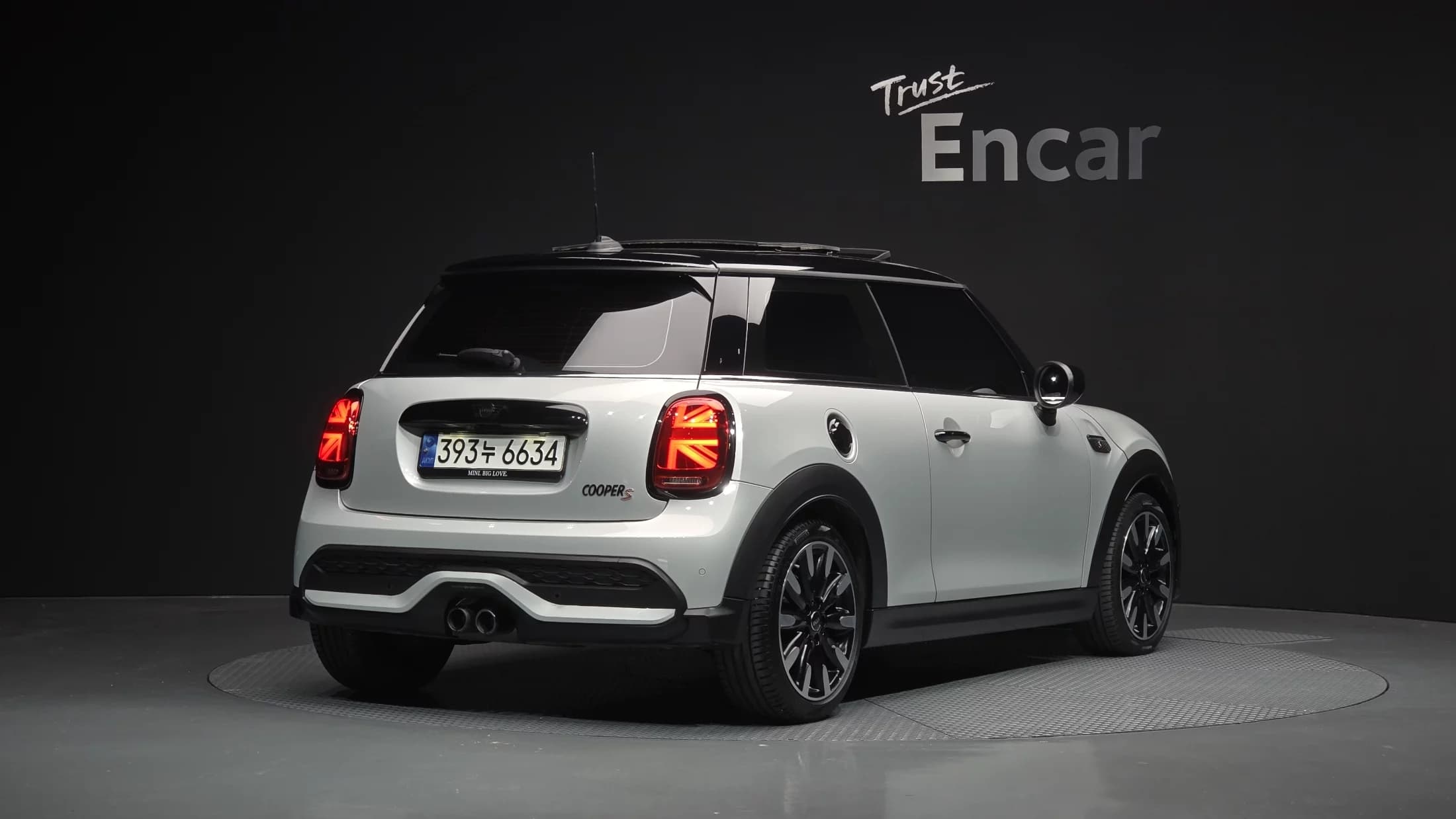 MINI Cooper Classic Third Generation, 2022 г. 26106 км. — фото 2