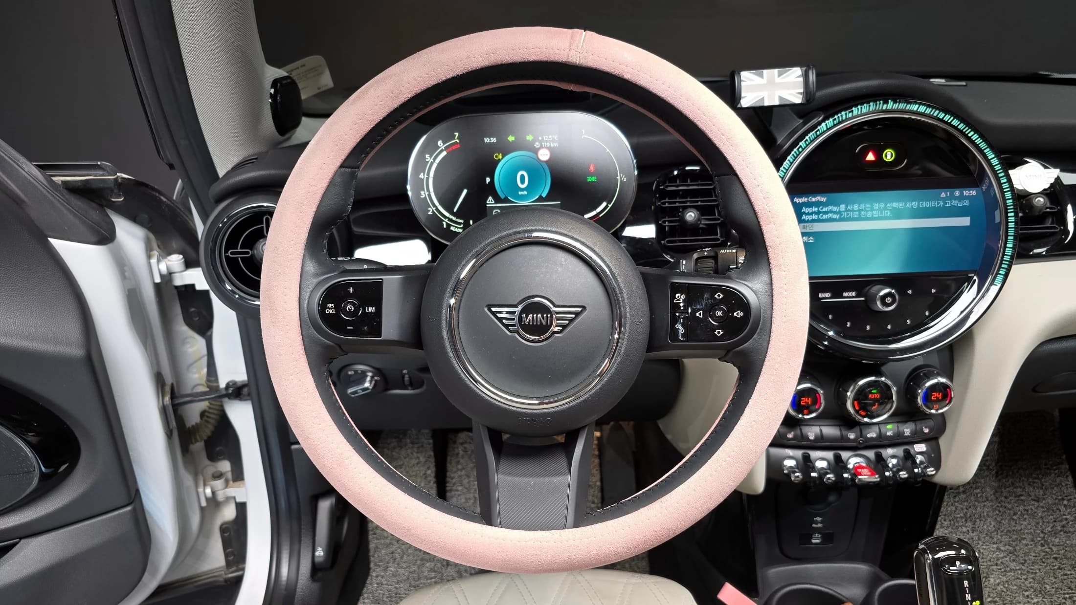 MINI Cooper Classic Third Generation, 2022 г. 26106 км. — фото 13