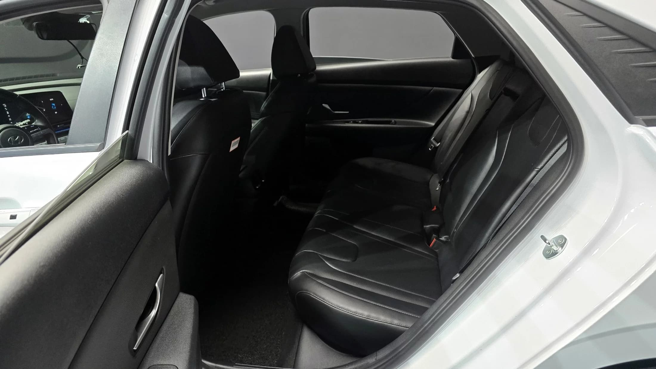 Hyundai AVANTE (Хендай Элантра) 1.6 Modern, 2021 г. 73898 км. — фото 12