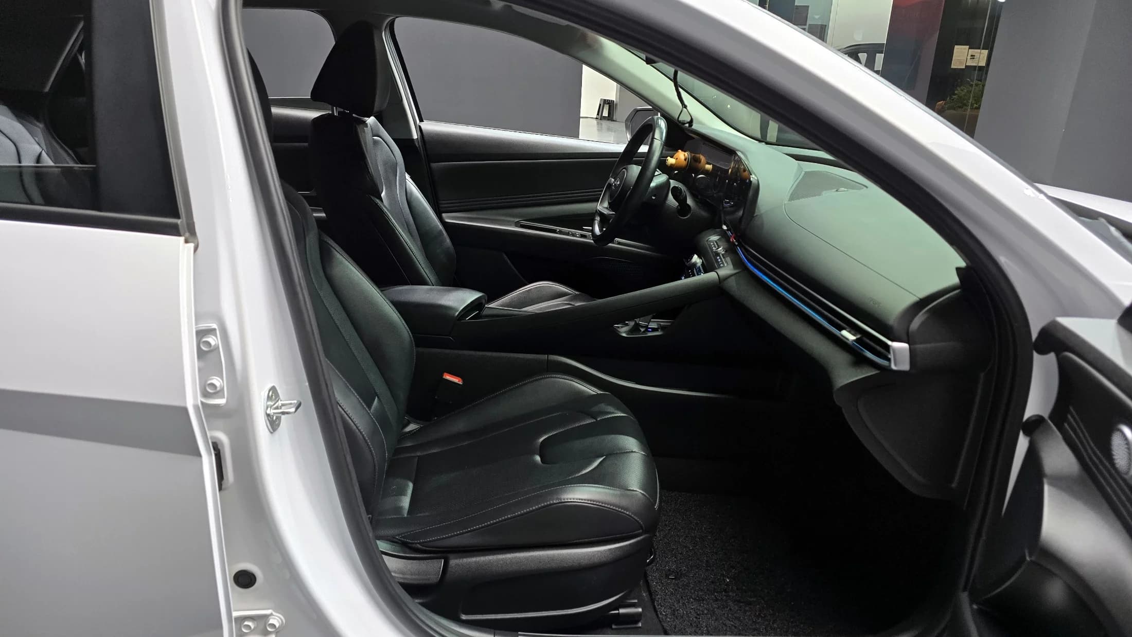 Hyundai AVANTE (Хендай Элантра) 1.6 Modern, 2021 г. 73898 км. — фото 10