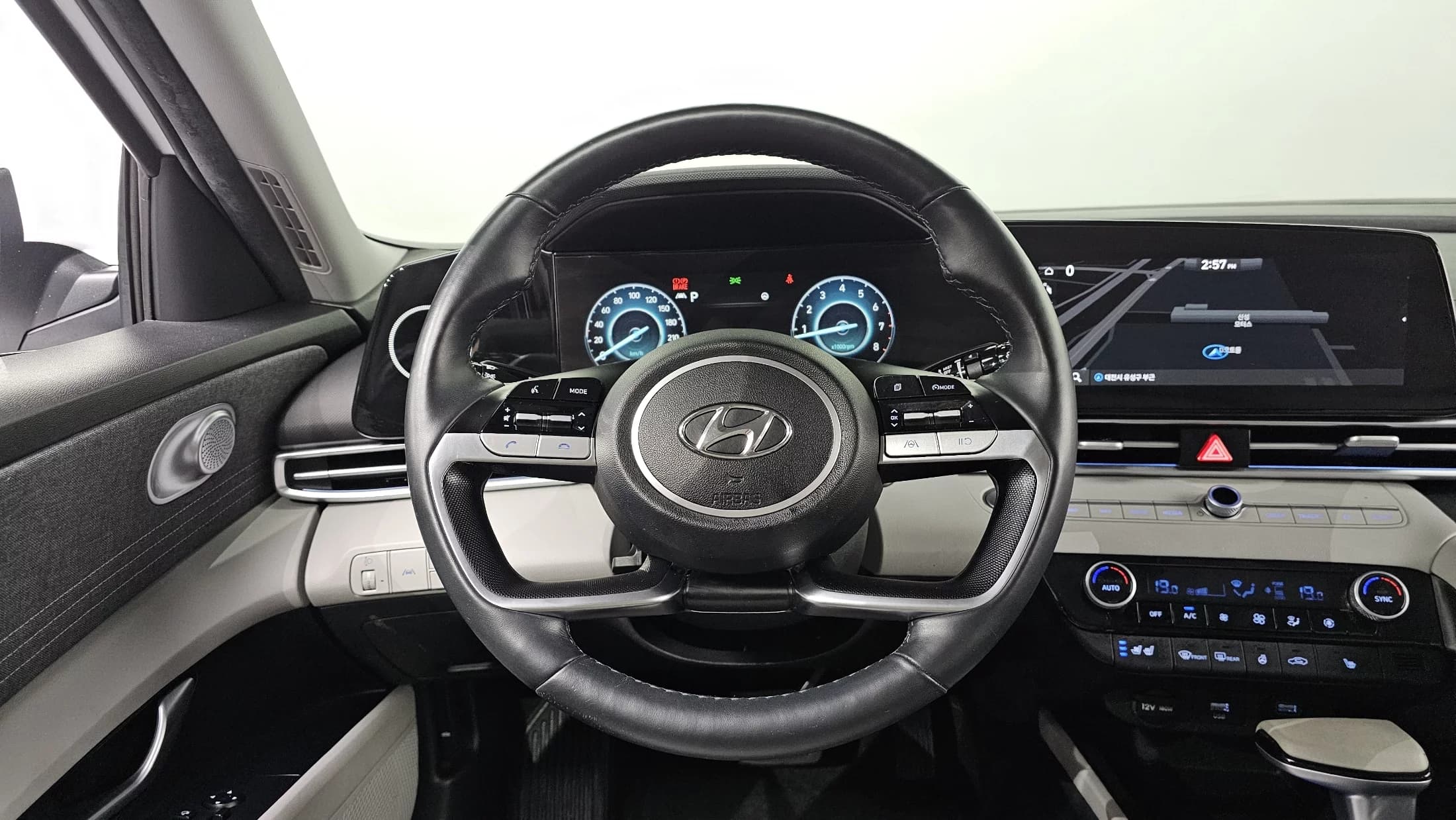 Hyundai AVANTE (Хендай Элантра) 1.6 Modern, 2021 г. 31572 км. — фото 17