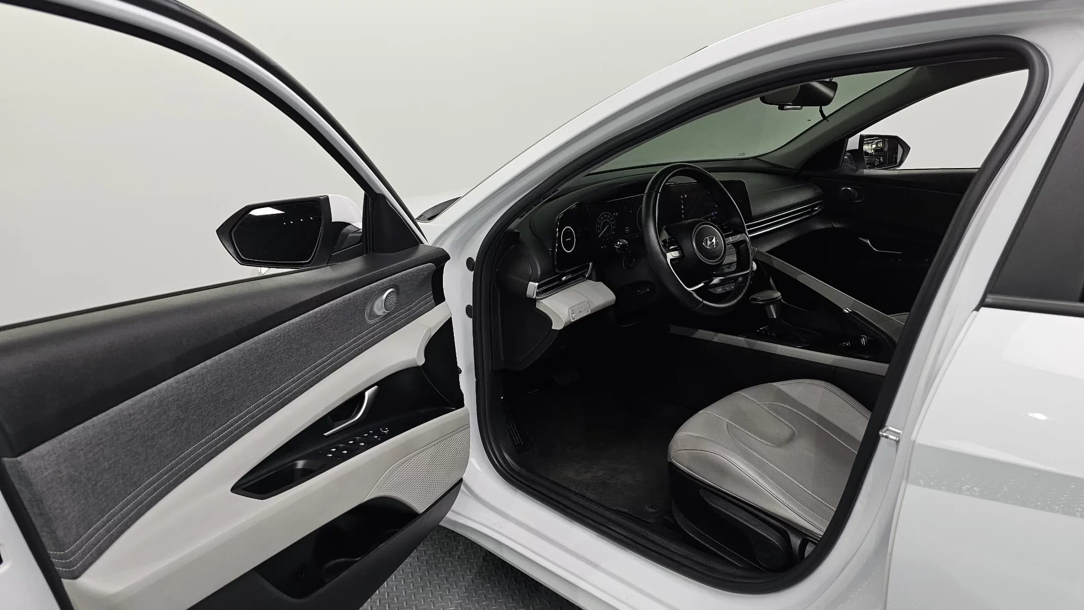 Hyundai AVANTE (Хендай Элантра) 1.6 Modern, 2021 г. 31572 км. — фото 10