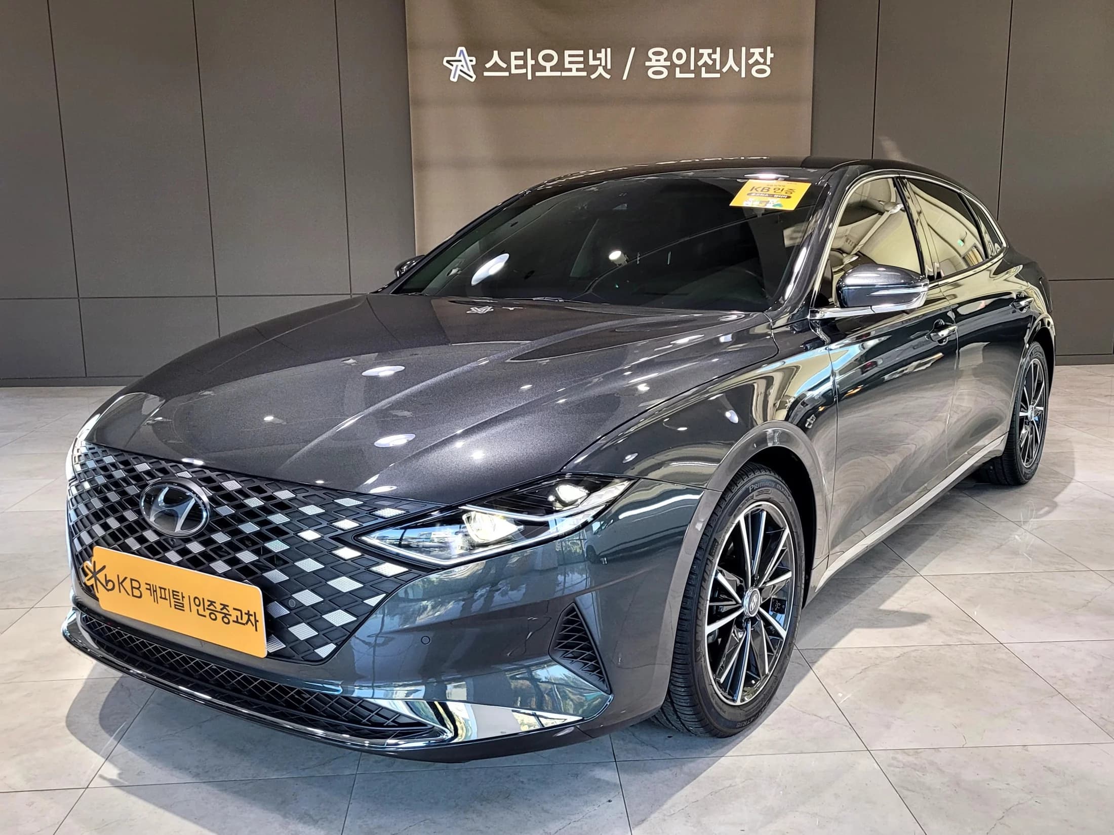 Hyundai Grandeur 2.5 Premium Choice, 2021 г. 33880 км.