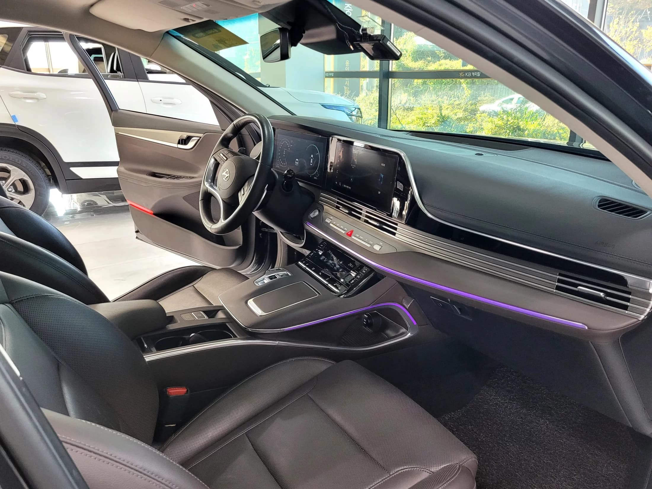 Hyundai Grandeur 2.5 Premium Choice, 2021 г. 33880 км. — фото 4