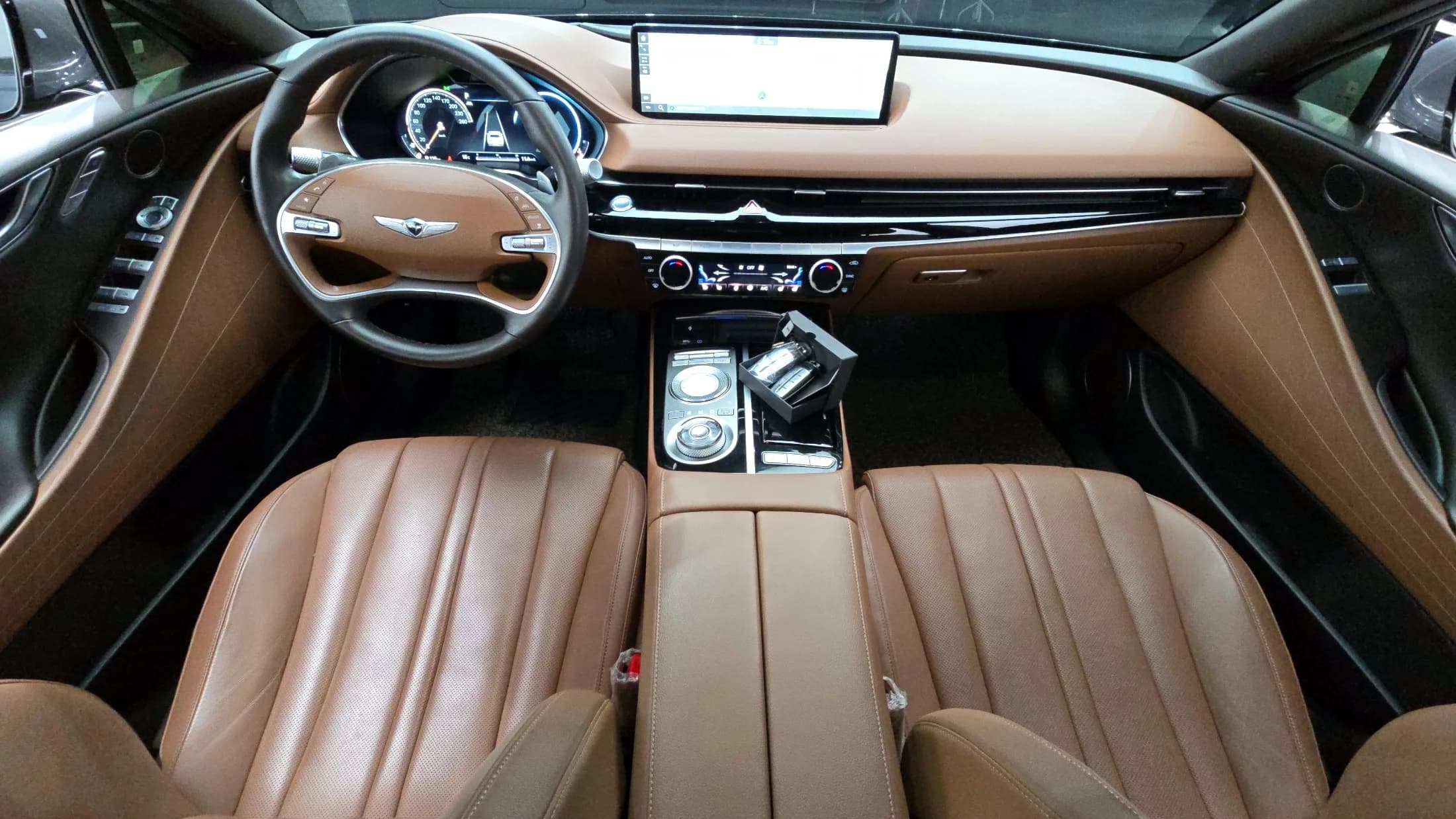 Genesis G80 Gasoline 2.5 Turbo 2WD, 2021 г. 73220 км. — фото 7