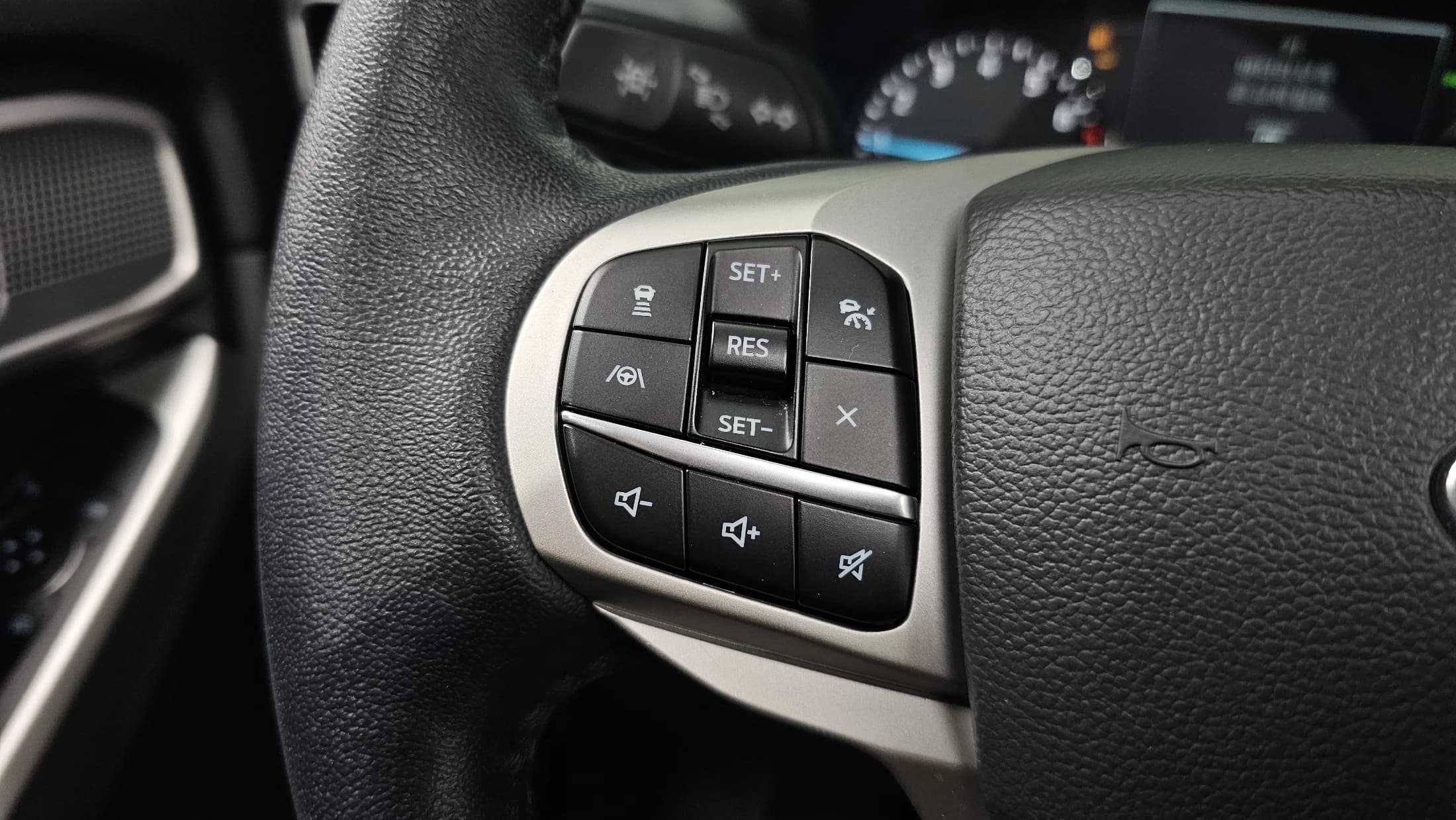 Ford EXPLORER 2.3 LimIted 4WD, 2021 г. 54335 км. — фото 18
