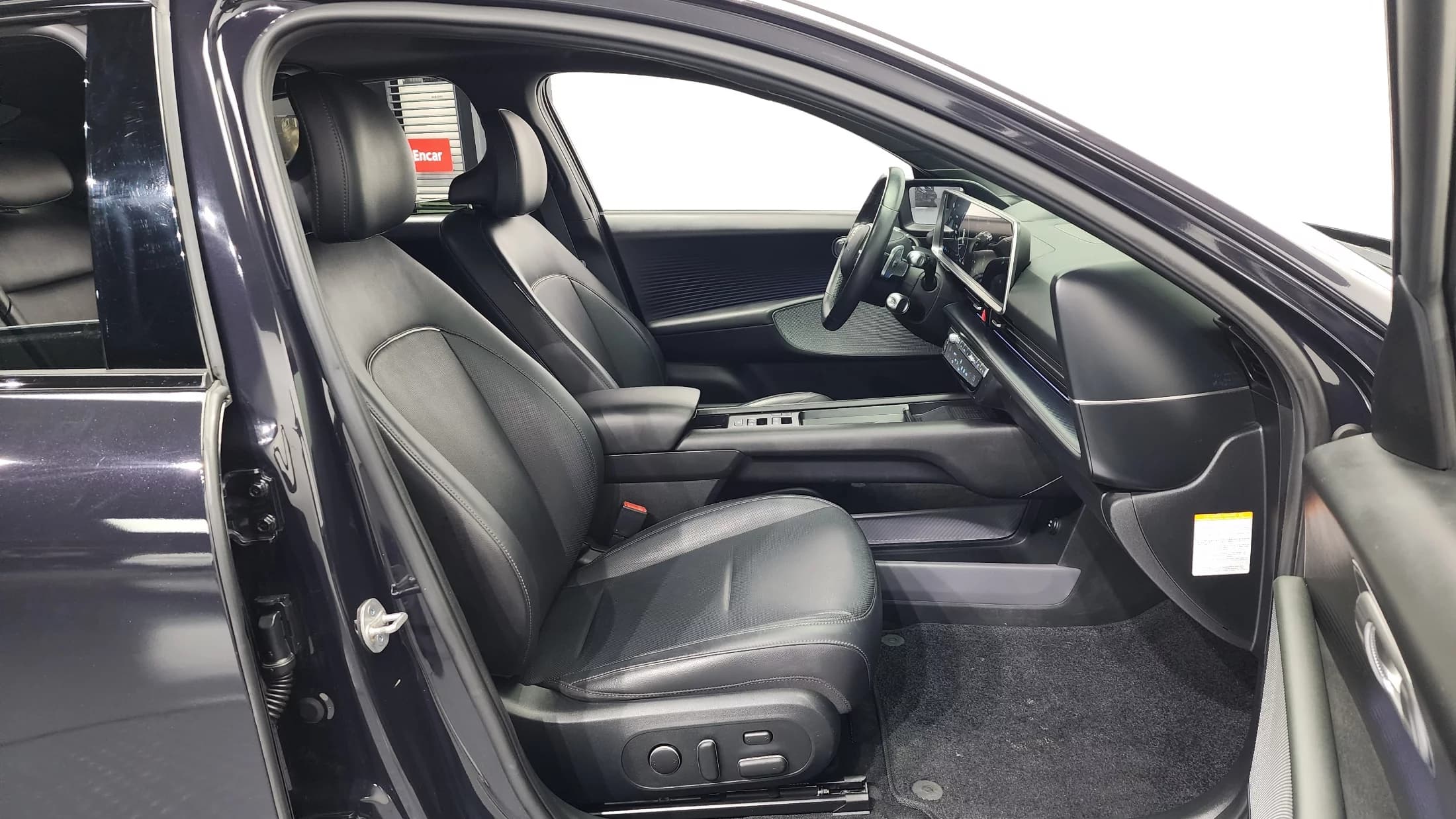 Hyundai Ioniq 6 Long Range Prestige, электромобиль, 2022 г. 48090 км. — фото 11