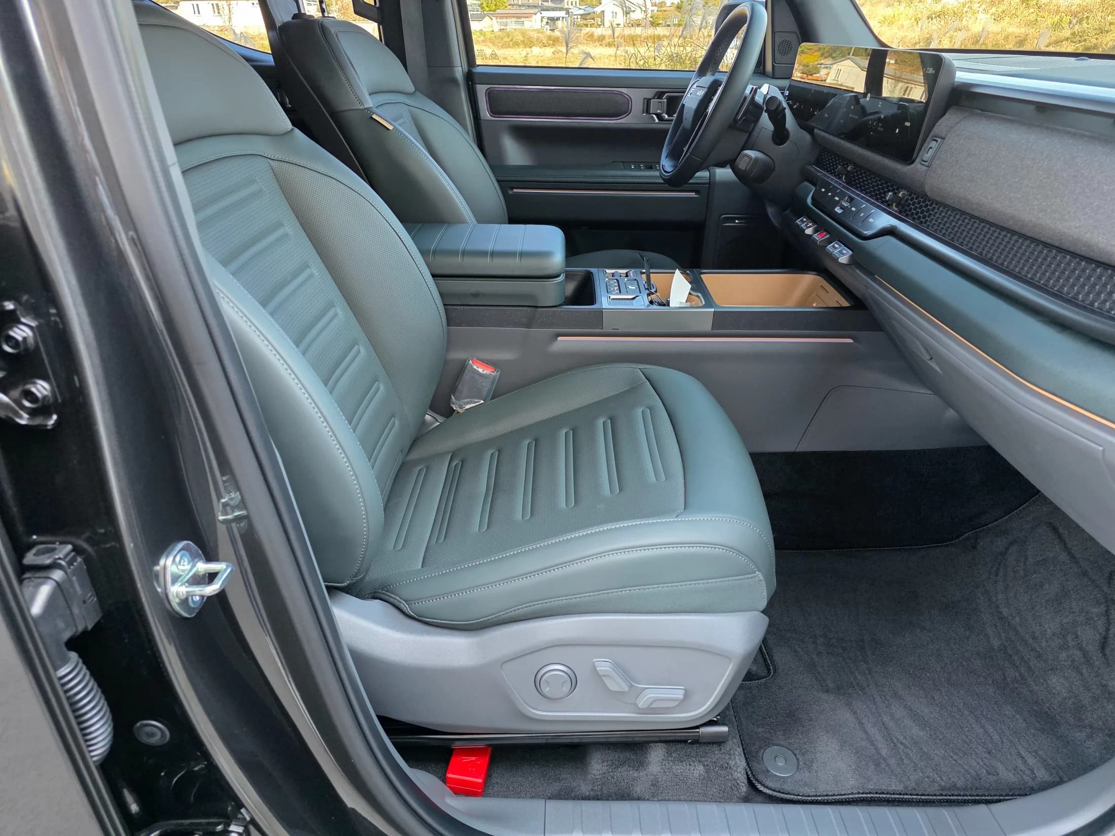 Kia Tasman 2.5T Gasoline 4WD Extreme, 2025 г. 2780 км. — фото 15