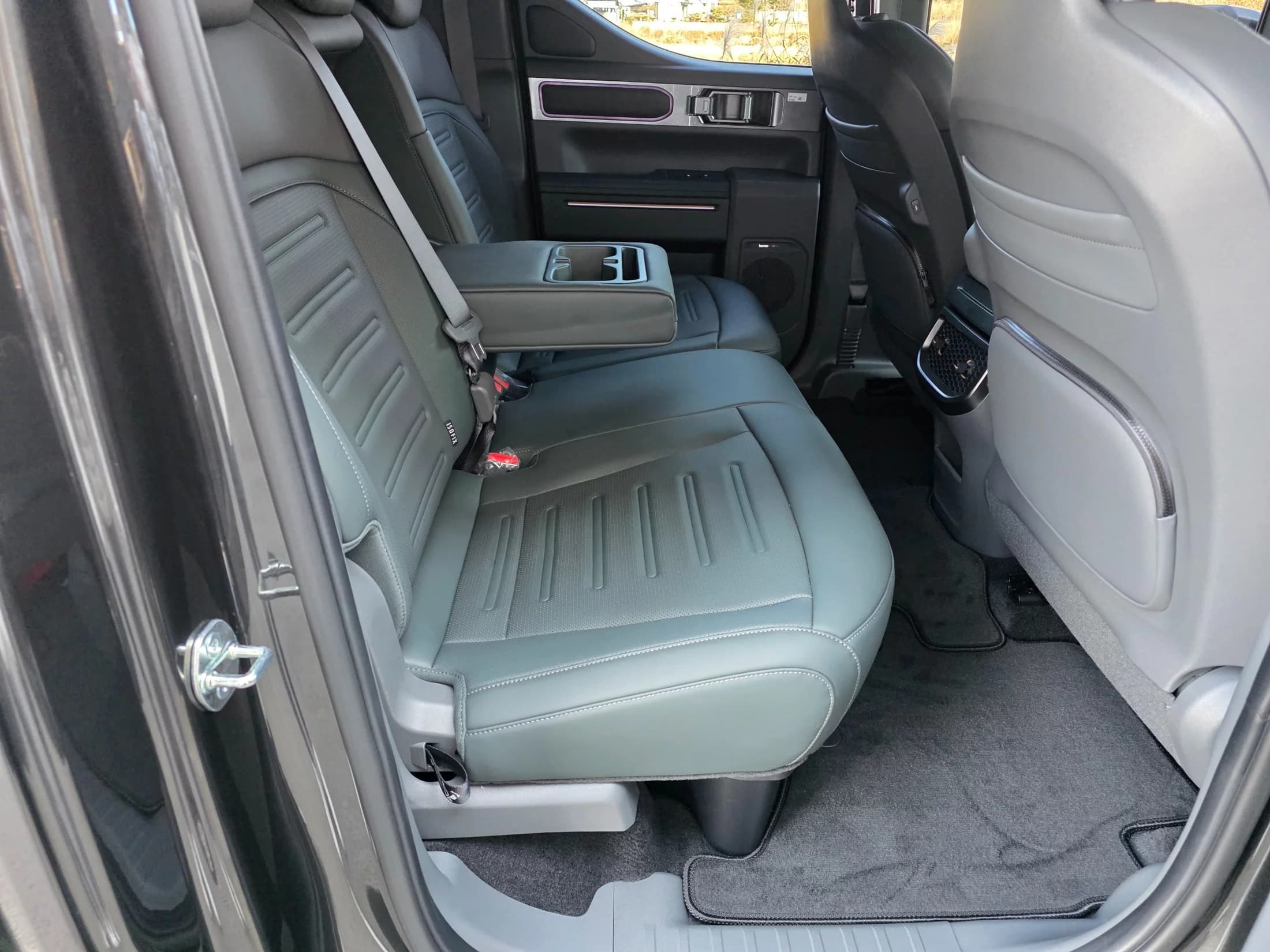 Kia Tasman 2.5T Gasoline 4WD Extreme, 2025 г. 2780 км. — фото 17