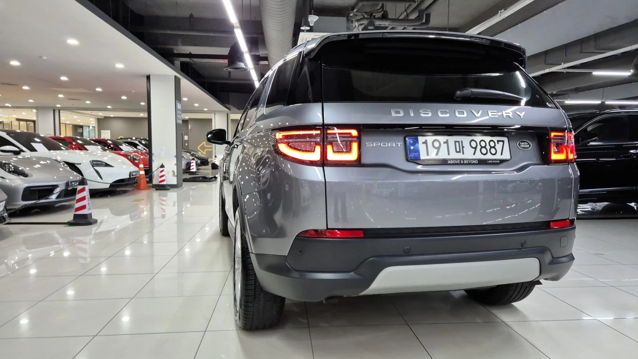 Land Rover DISCOVERY SPORT P250 SE, 2023 г. 26083 км. — фото 4