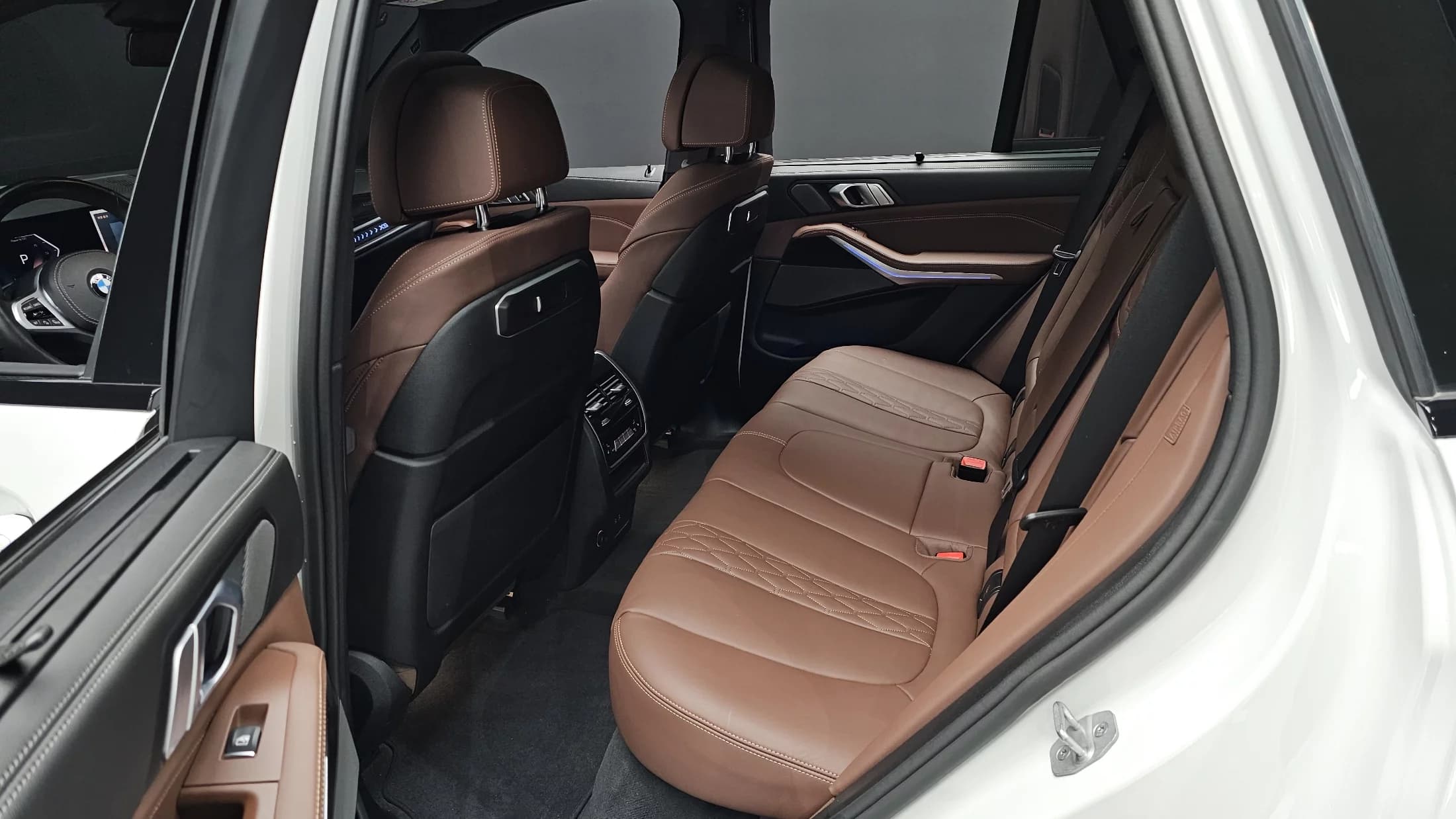 BMW X5 xDrive 40i M Sport, 2024 г. 26340 км. — фото 12