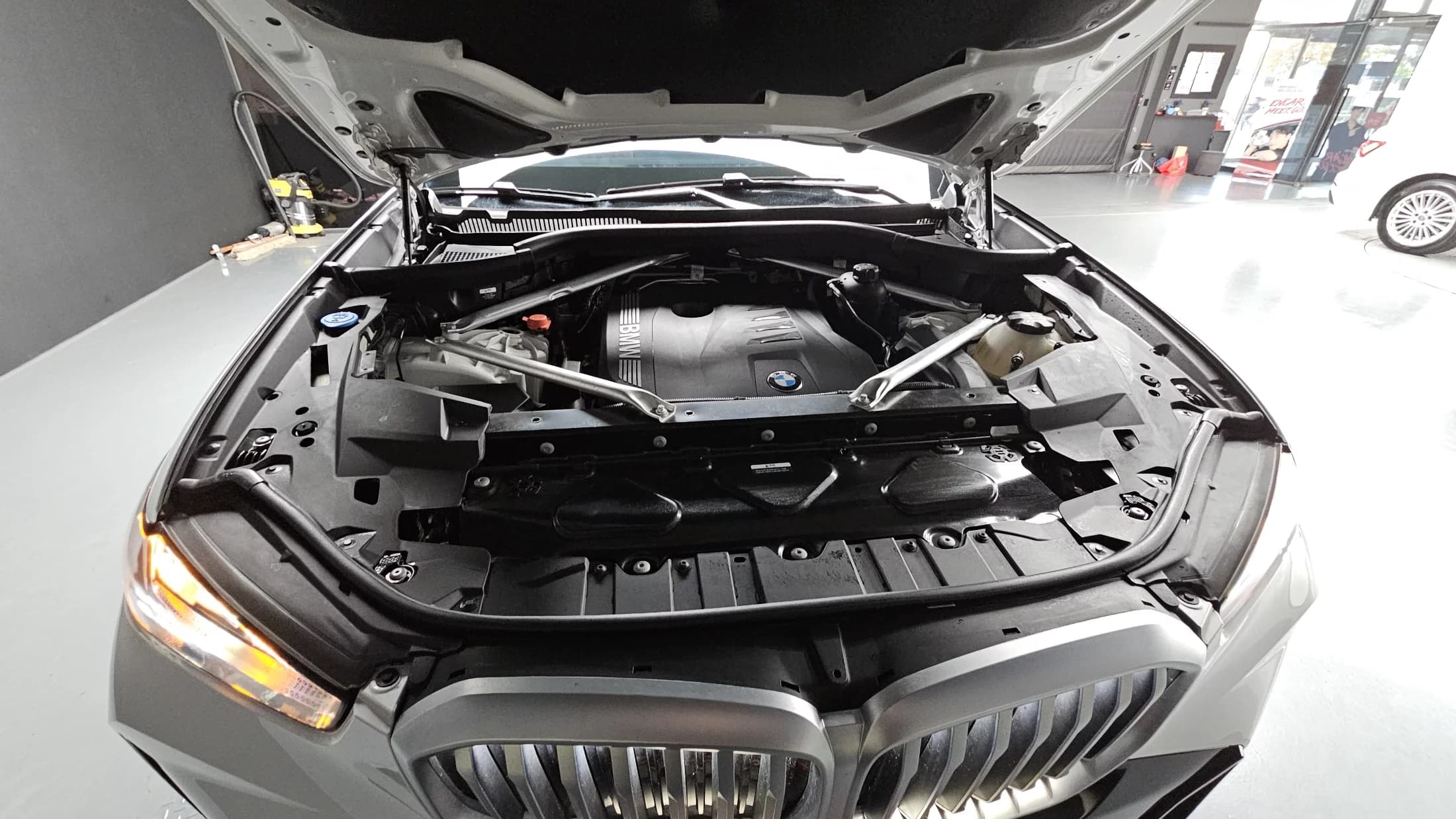 BMW X5 xDrive 40i M Sport, 2024 г. 26340 км. — фото 6