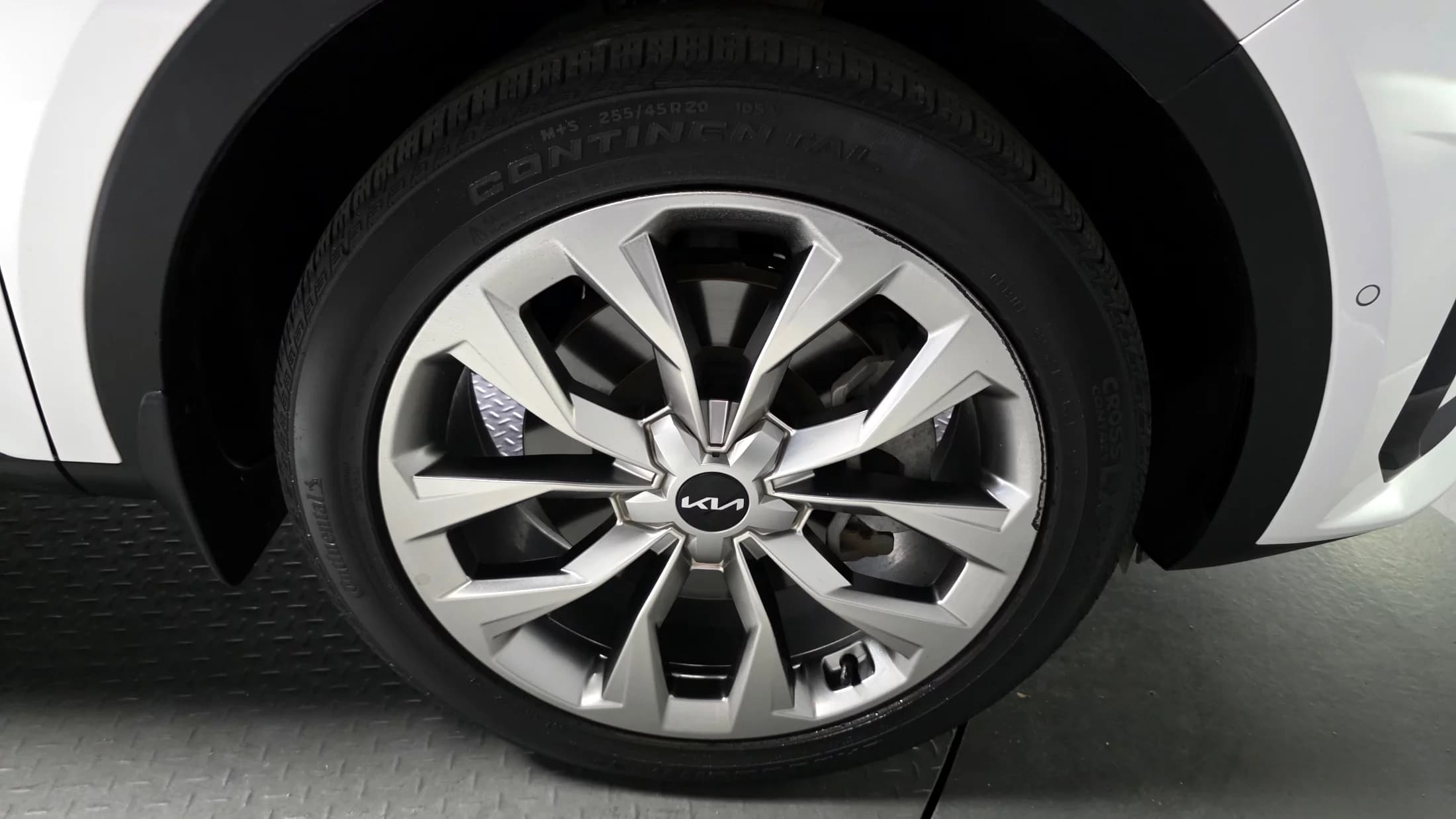 Kia Sorento Gasoline 2.5T 4WD Signature, 2023 г. 45532 км. — фото 5